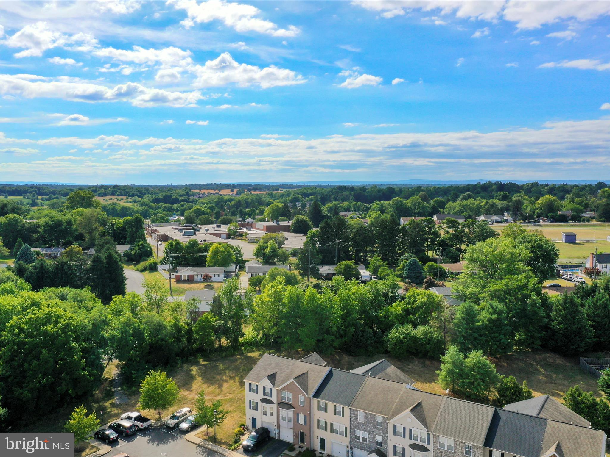 COUNTY GREEN - Residential