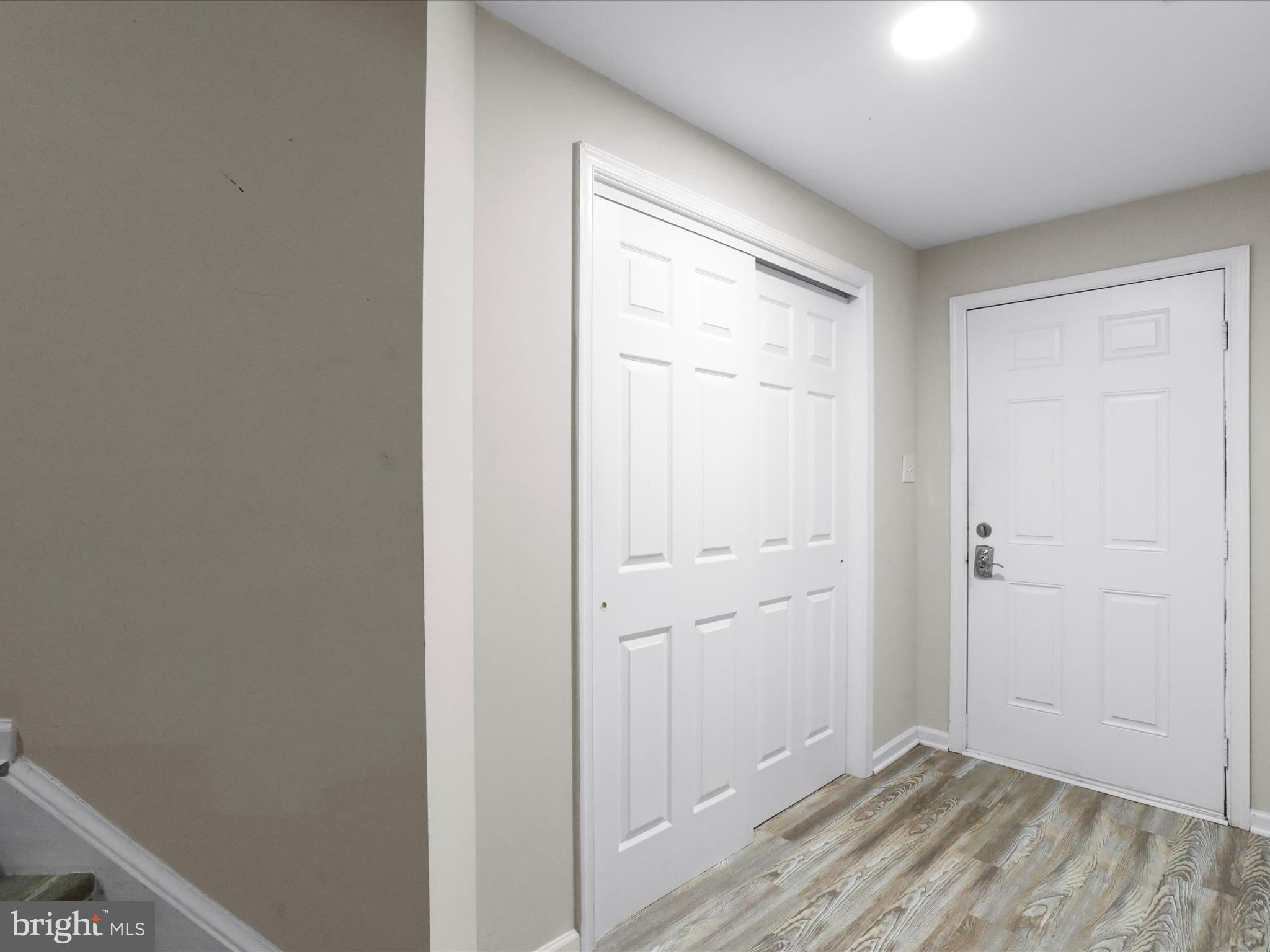 COUNTY GREEN - Residential