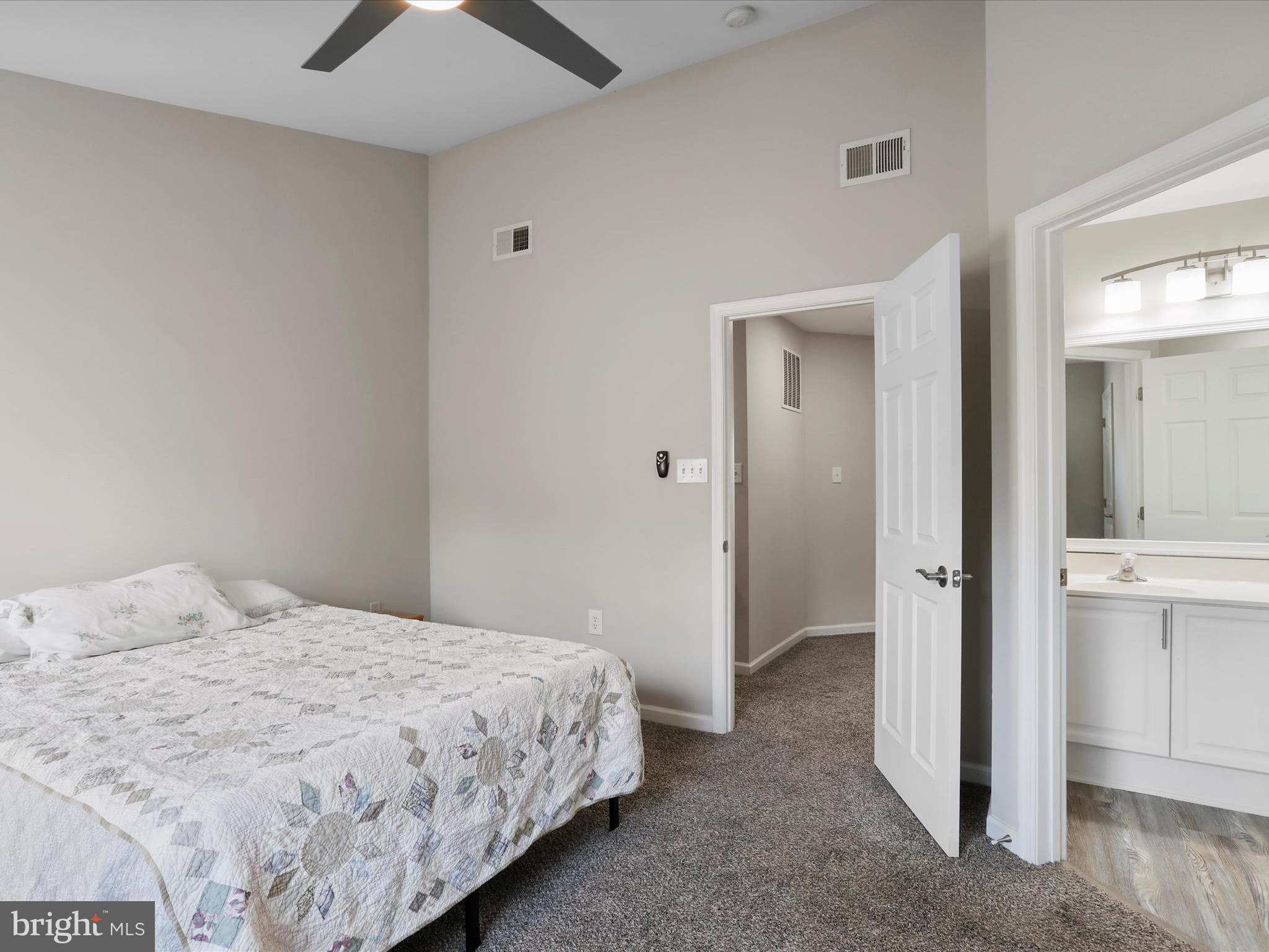 COUNTY GREEN - Residential