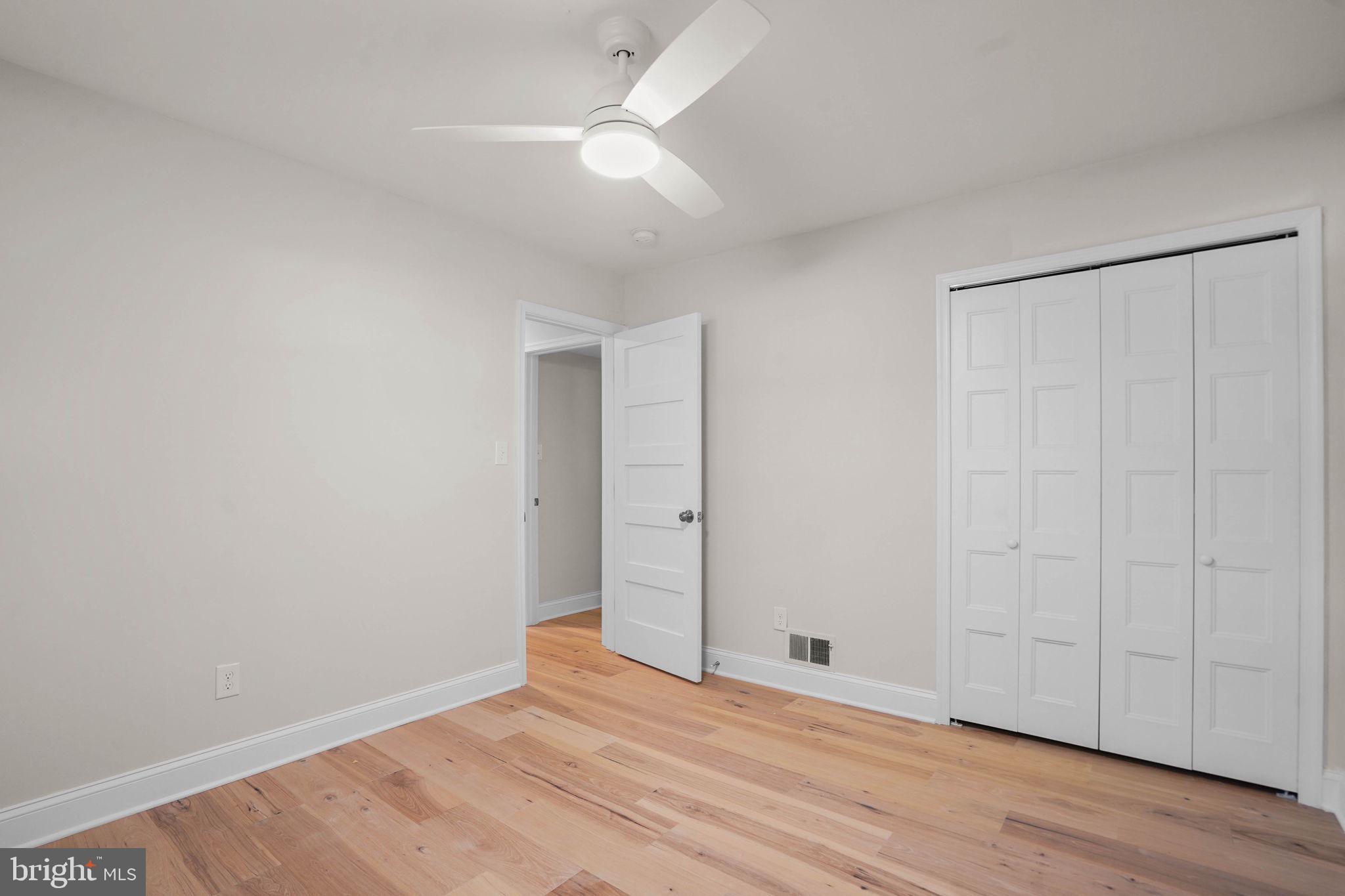 HOLLYWOOD PARK - Residential