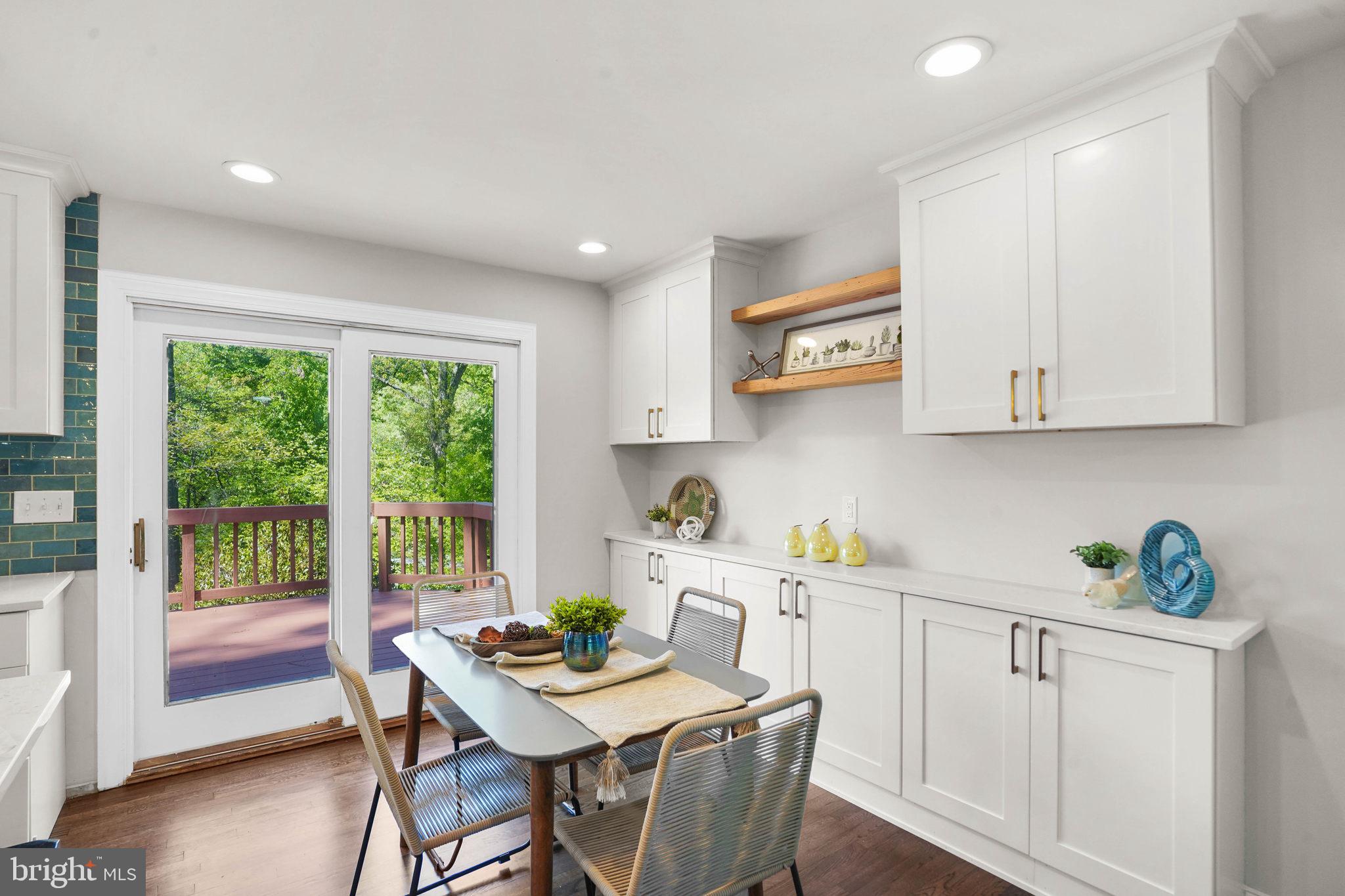 HOLLYWOOD PARK - Residential