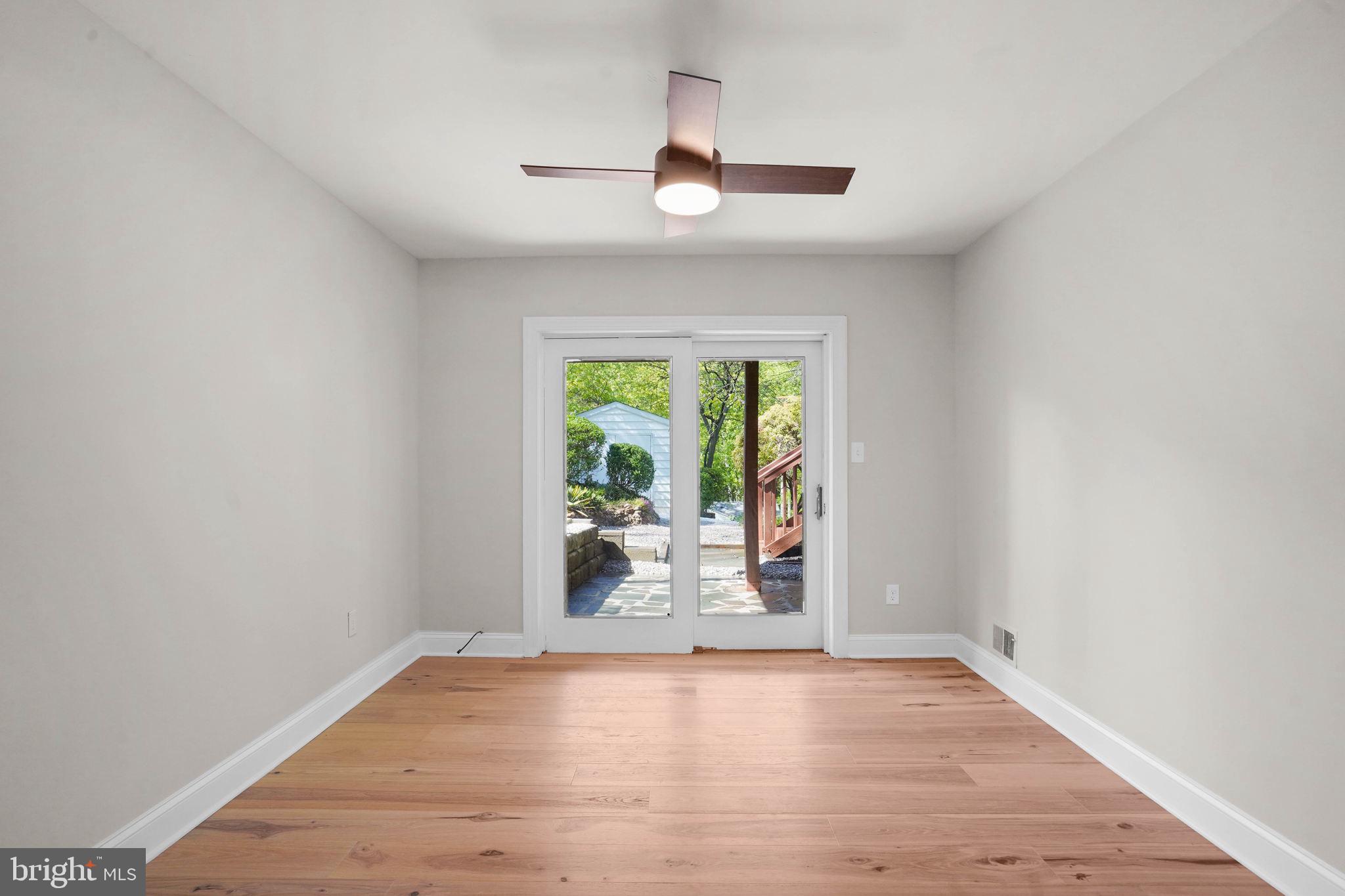 HOLLYWOOD PARK - Residential