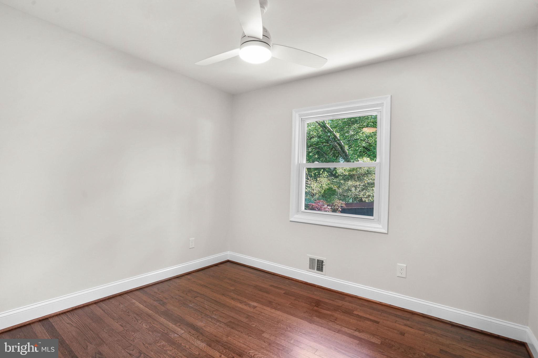 HOLLYWOOD PARK - Residential