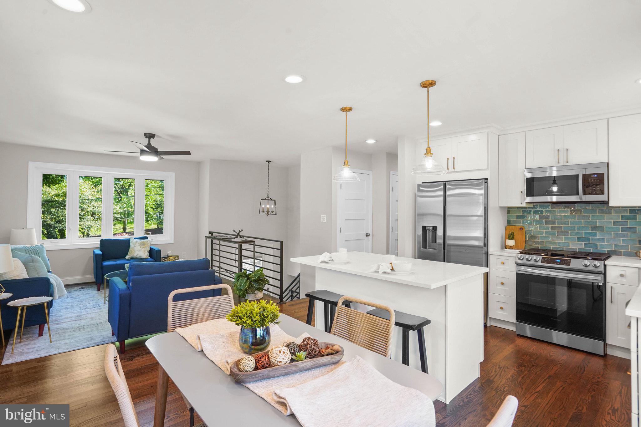 HOLLYWOOD PARK - Residential