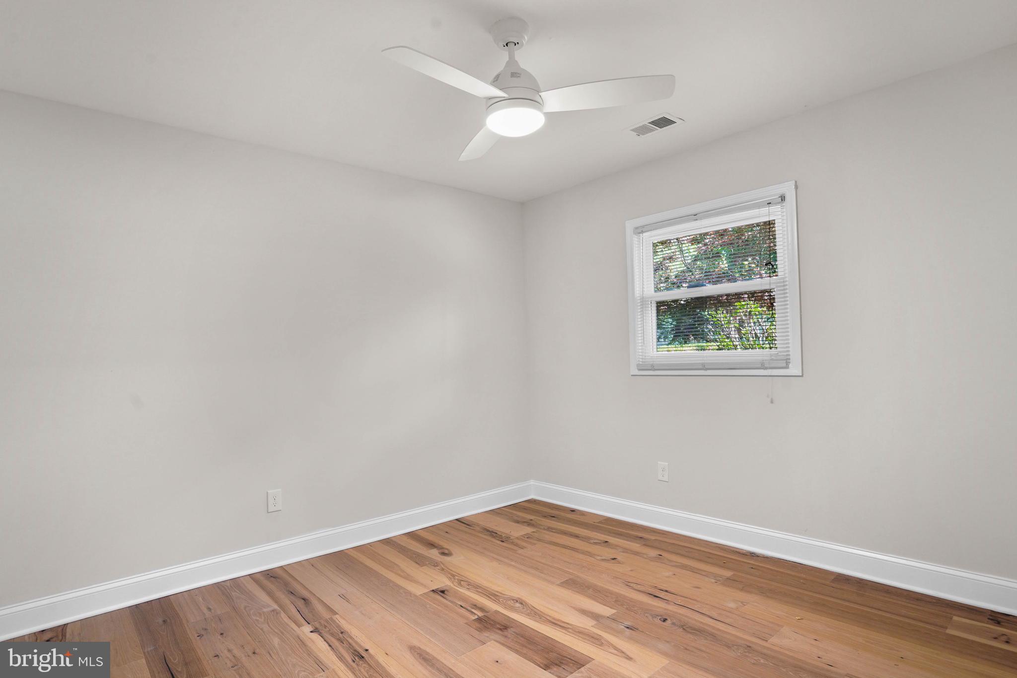 HOLLYWOOD PARK - Residential