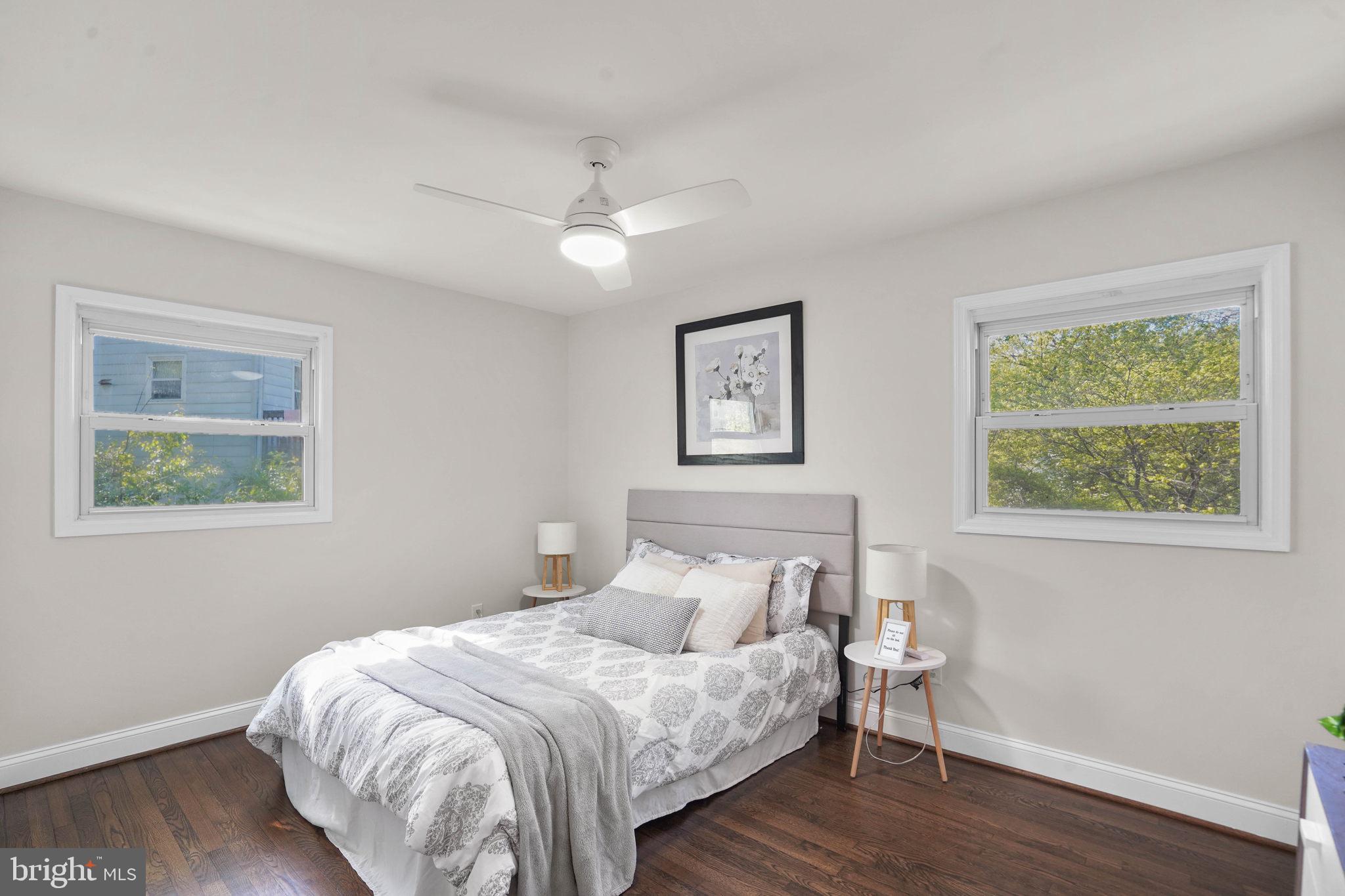 HOLLYWOOD PARK - Residential