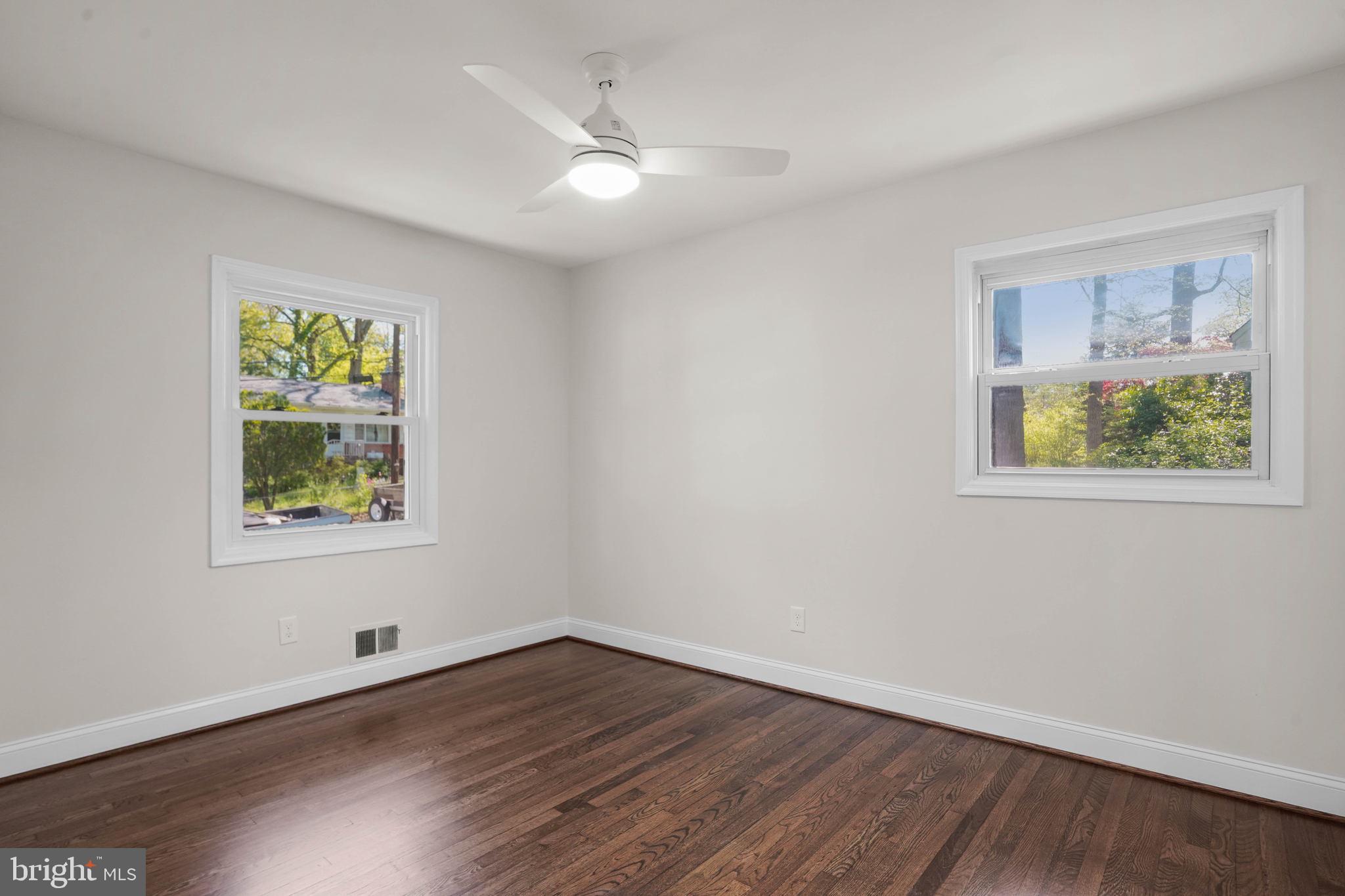 HOLLYWOOD PARK - Residential