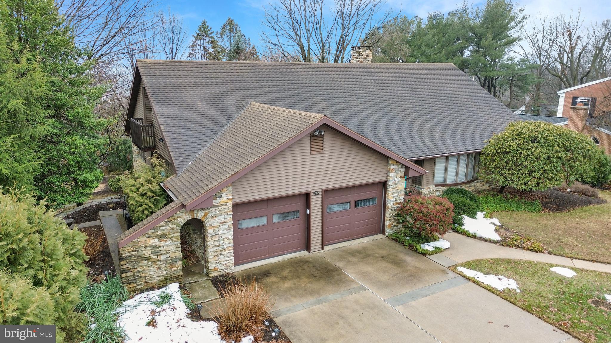 WYOMISSING HILLS - Residential