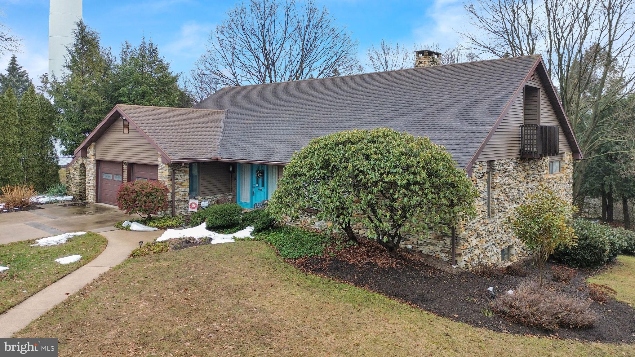 WYOMISSING HILLS - Residential