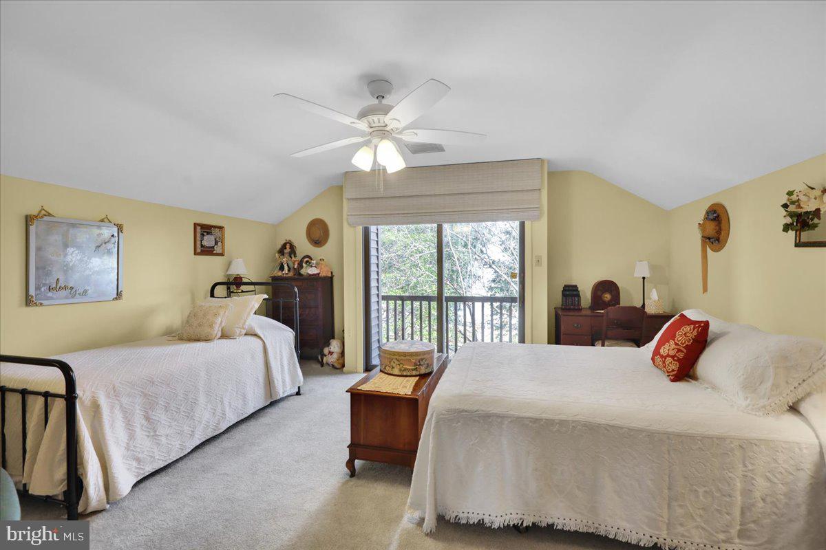 WYOMISSING HILLS - Residential