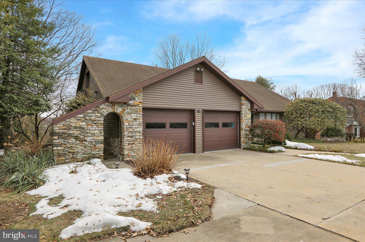 112 GRANDVIEW BOULEVARD