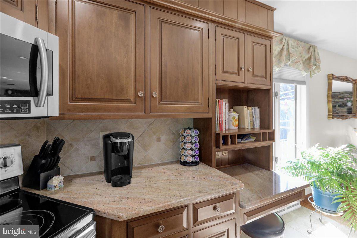 WYOMISSING HILLS - Residential