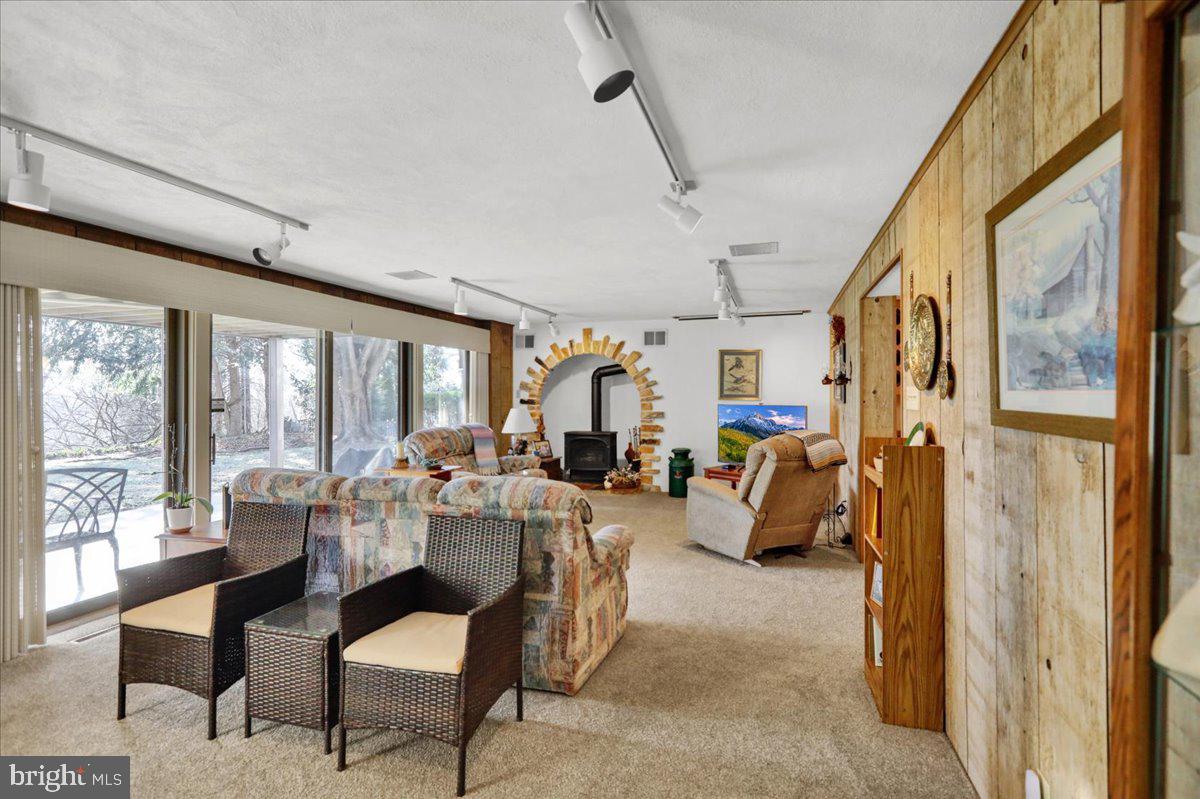 WYOMISSING HILLS - Residential