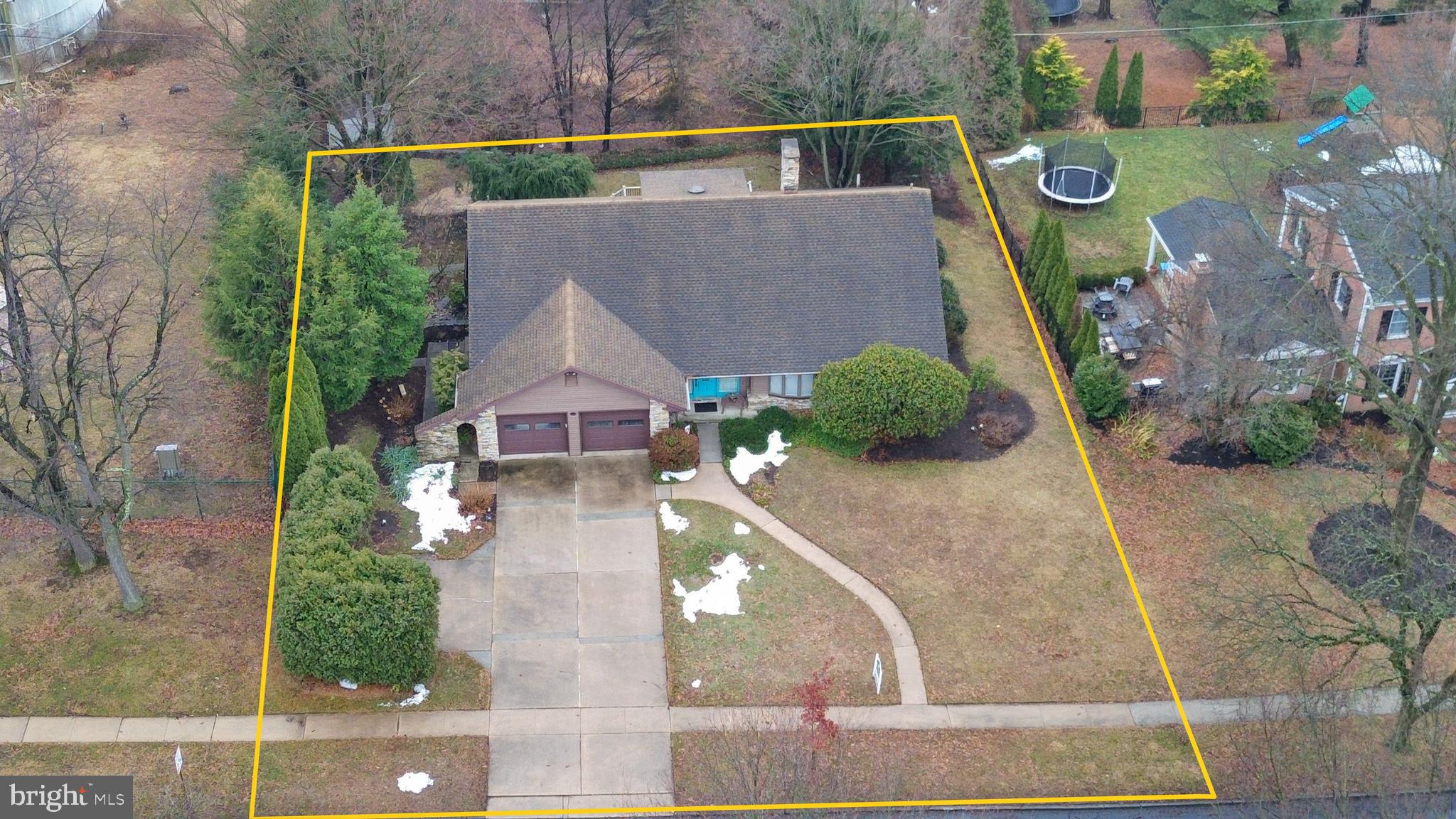 WYOMISSING HILLS - Residential