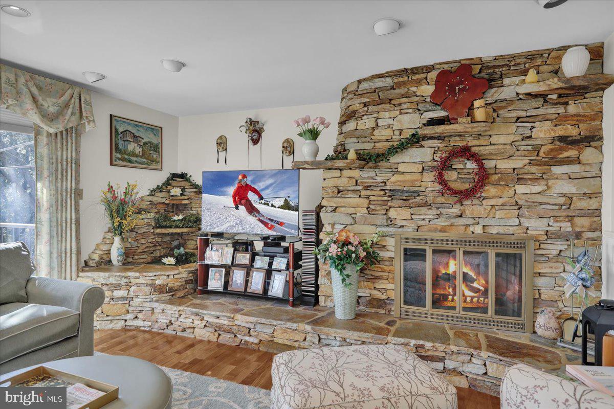 WYOMISSING HILLS - Residential