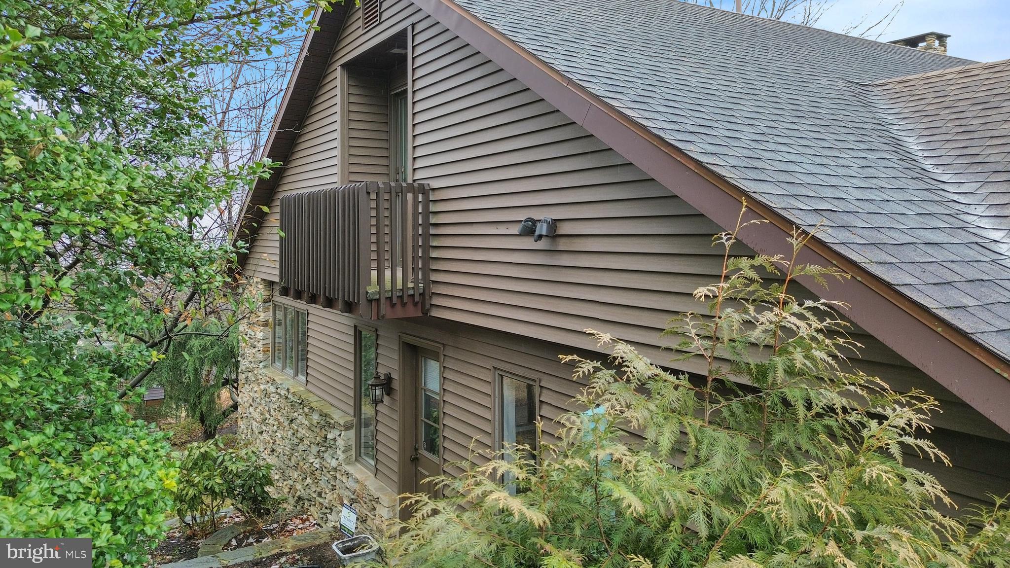 WYOMISSING HILLS - Residential