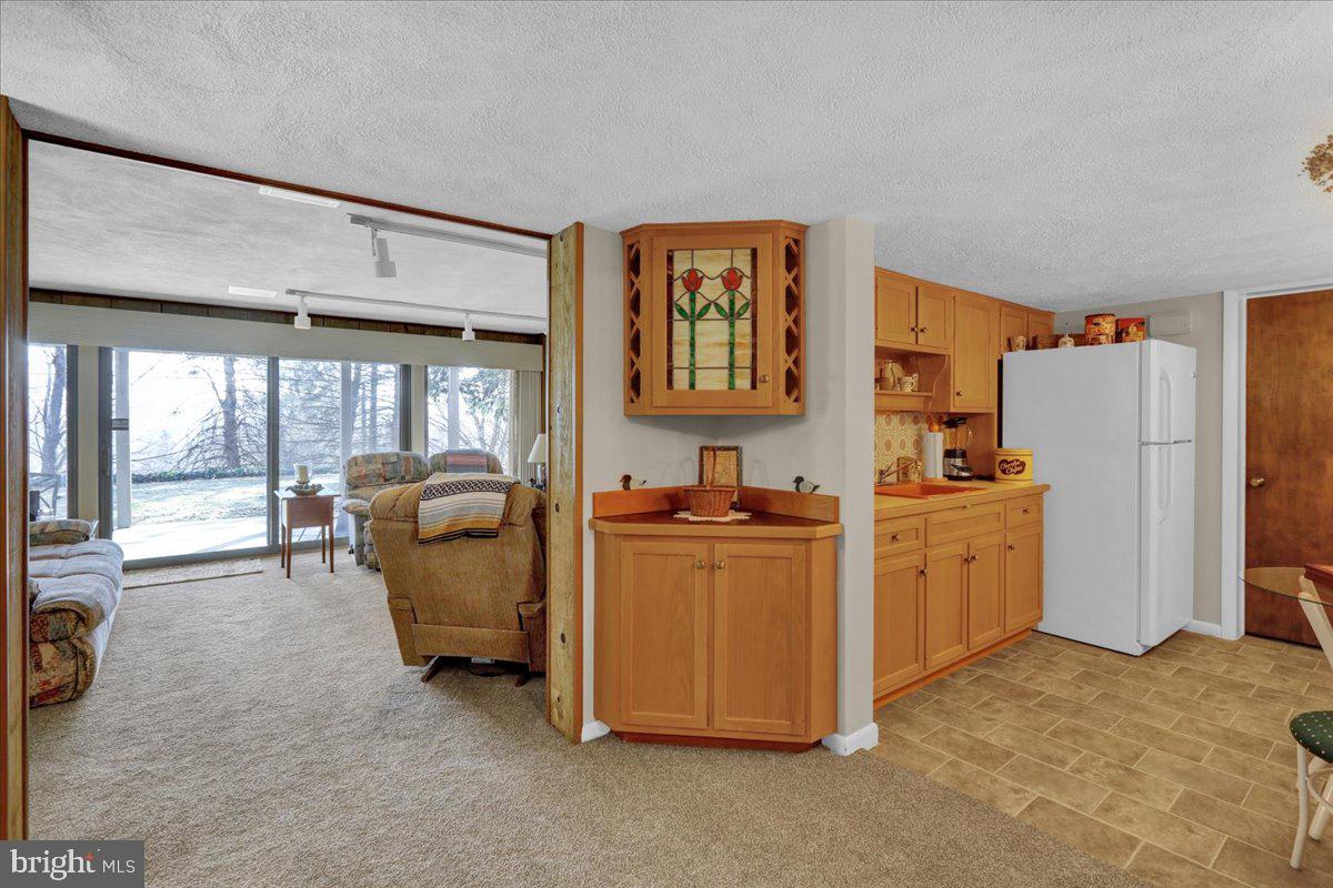 WYOMISSING HILLS - Residential