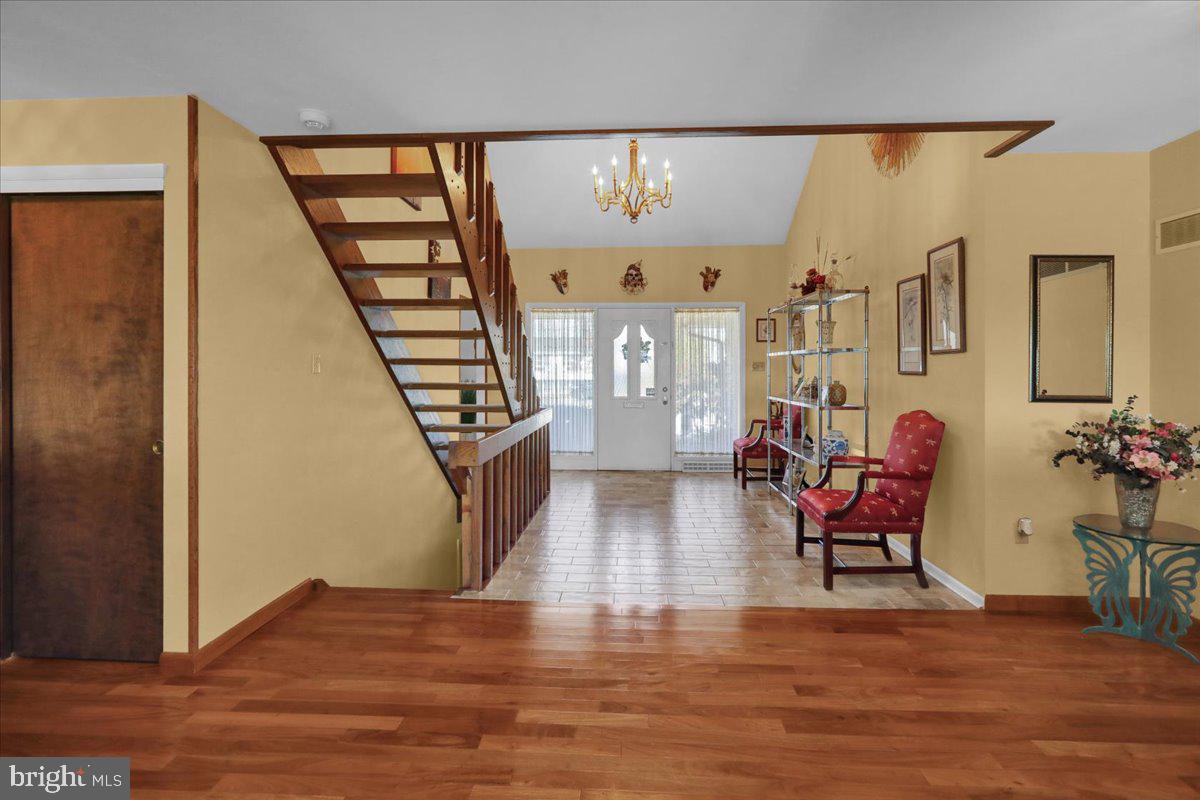 WYOMISSING HILLS - Residential