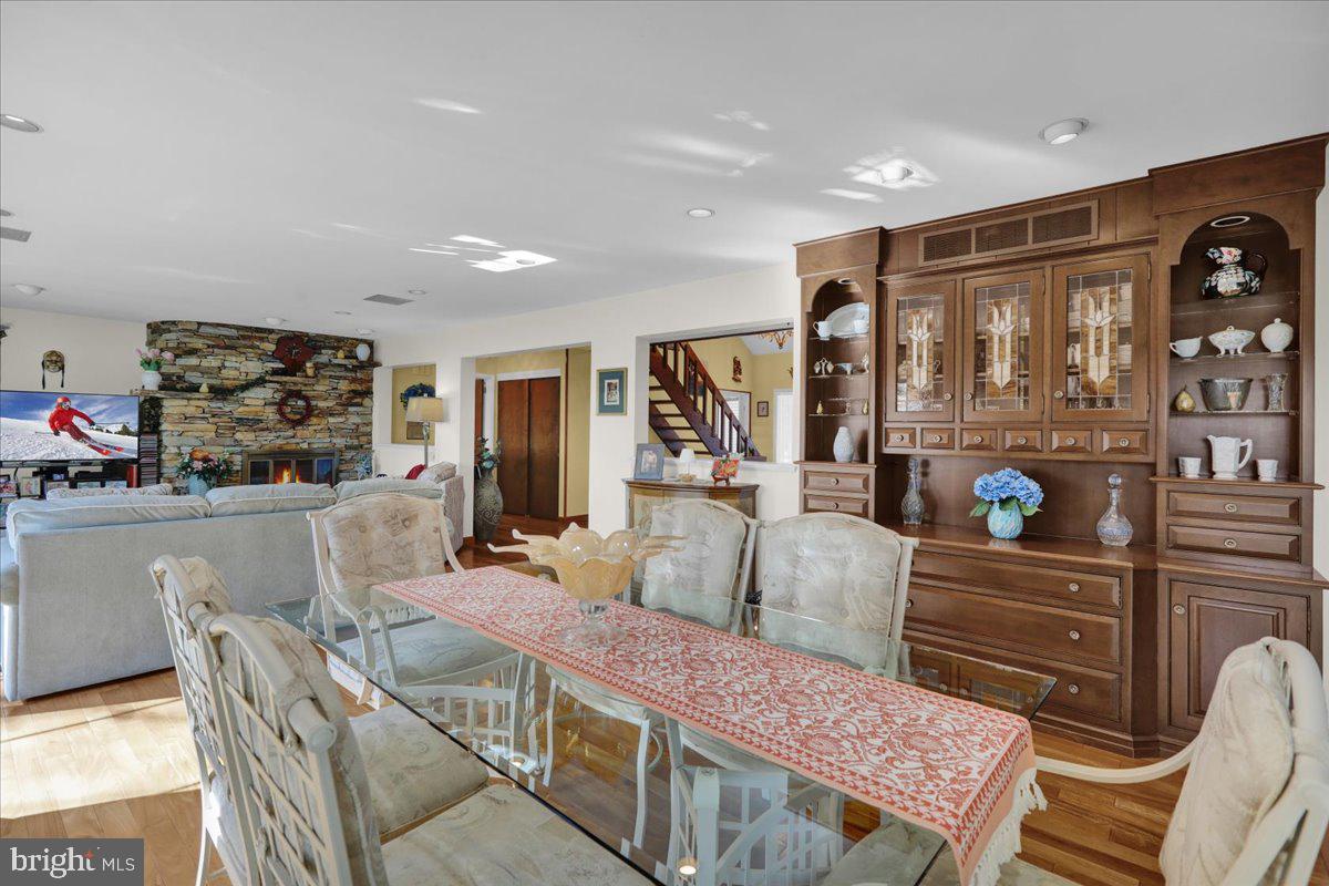 WYOMISSING HILLS - Residential