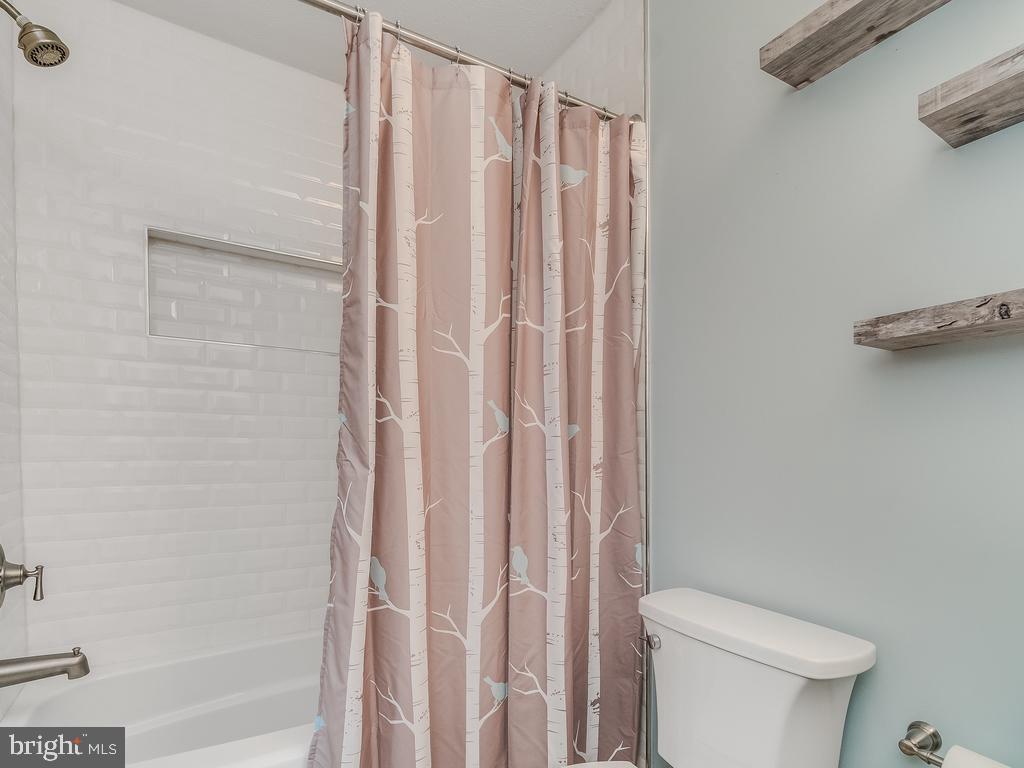 AQUIA HARBOUR - Residential