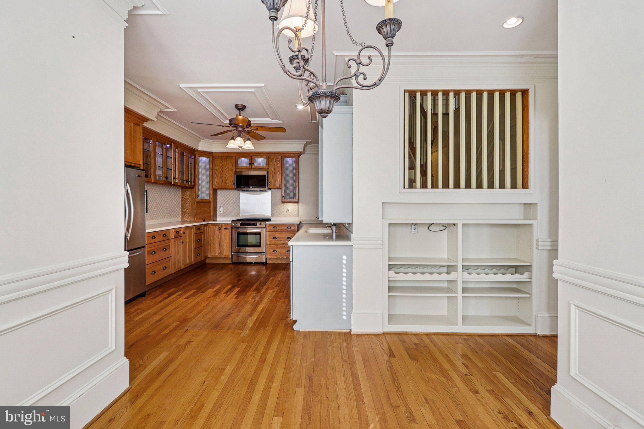 ARLINGTON RIDGE - Residential