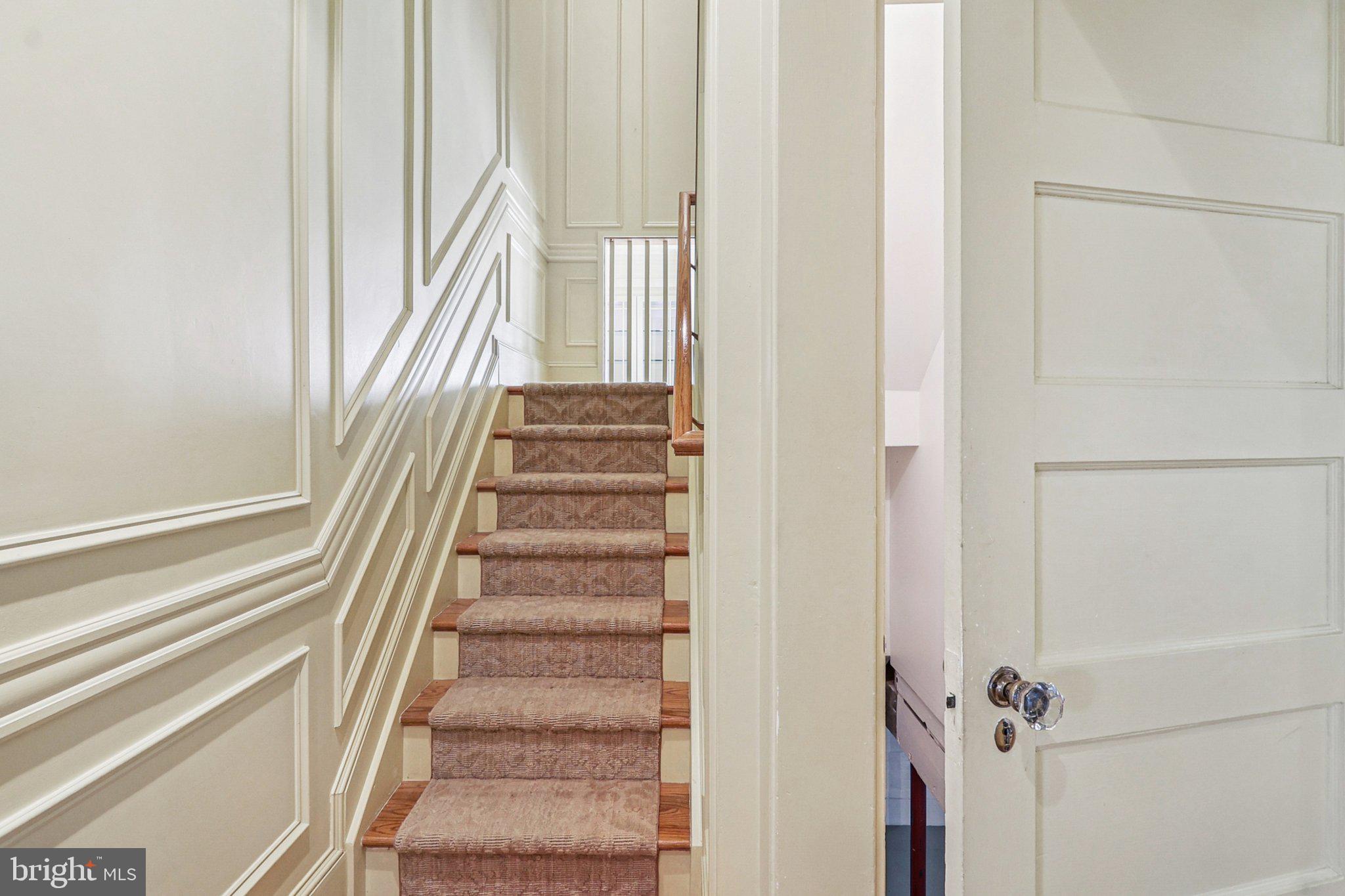 ARLINGTON RIDGE - Residential