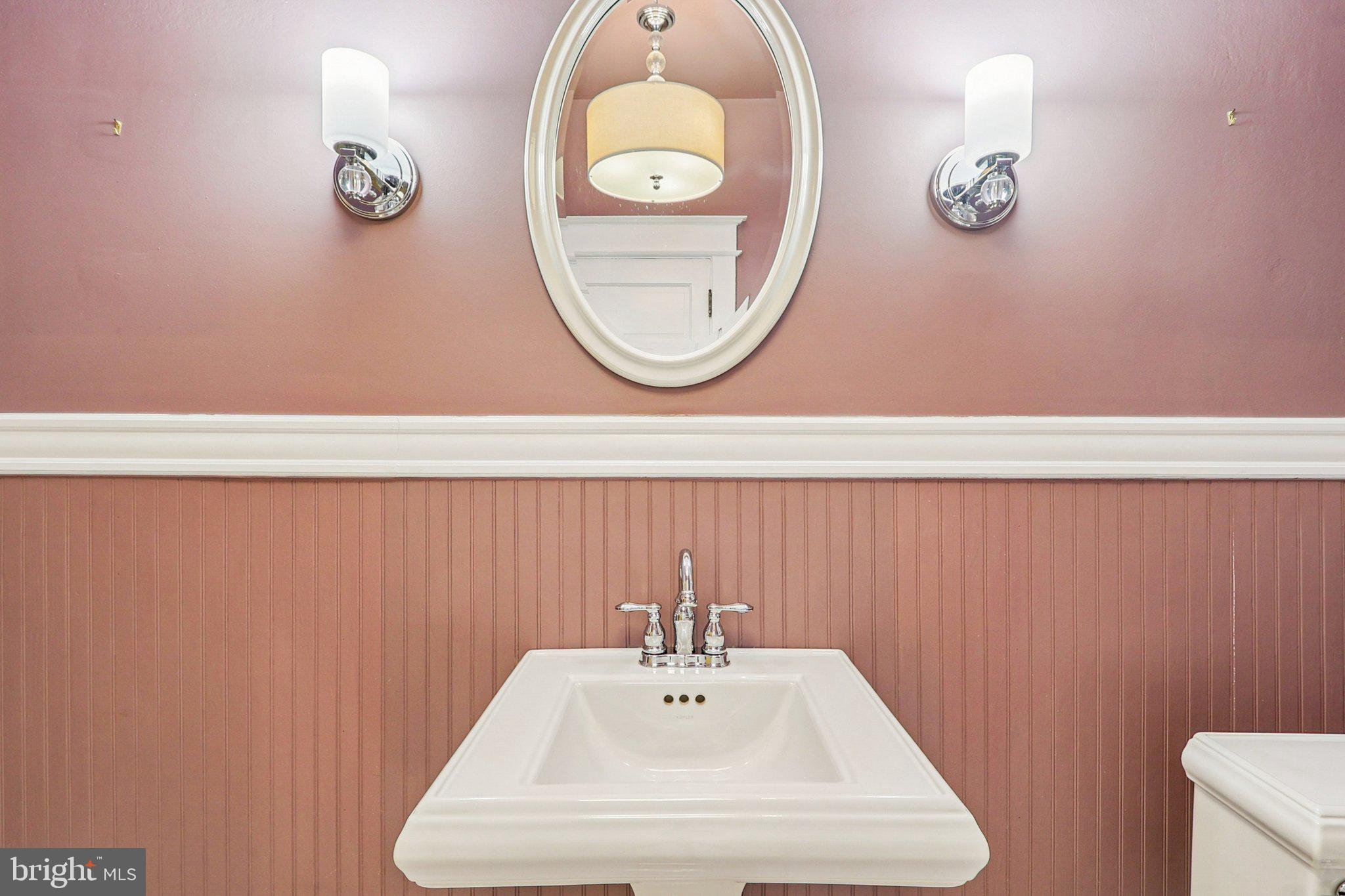 ARLINGTON RIDGE - Residential