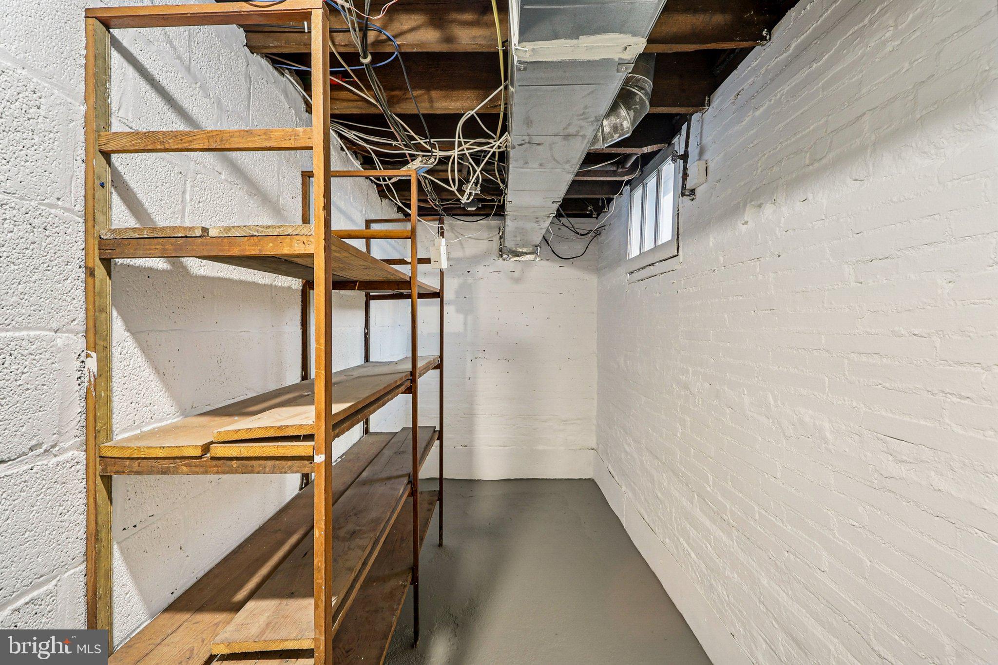 ARLINGTON RIDGE - Residential