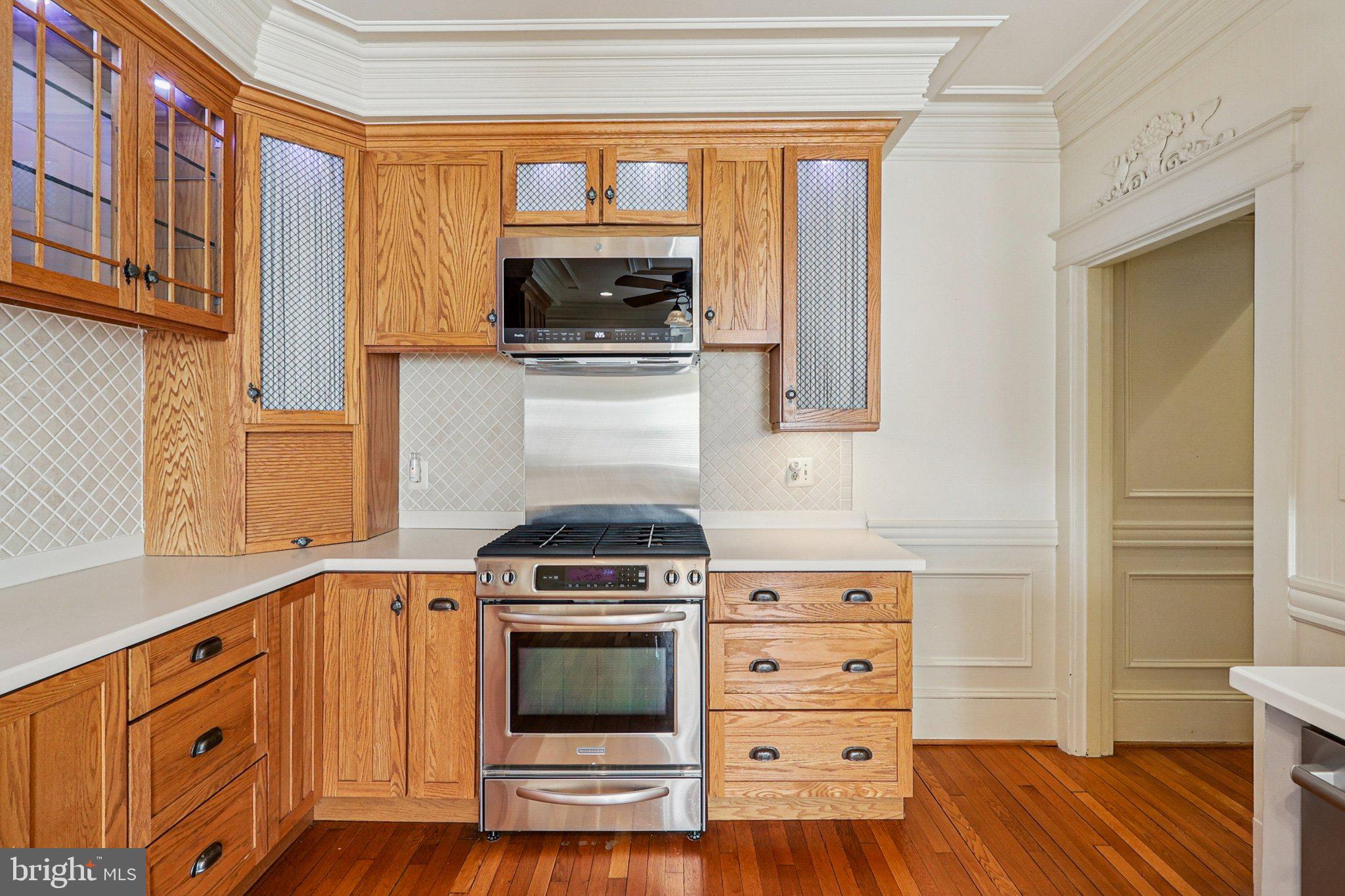 ARLINGTON RIDGE - Residential