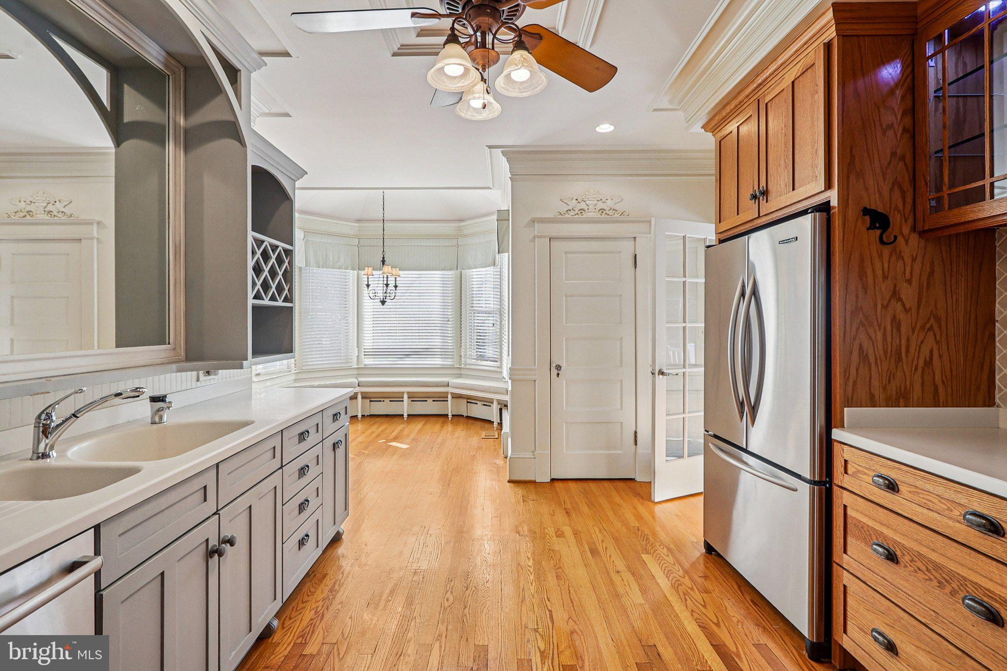 ARLINGTON RIDGE - Residential