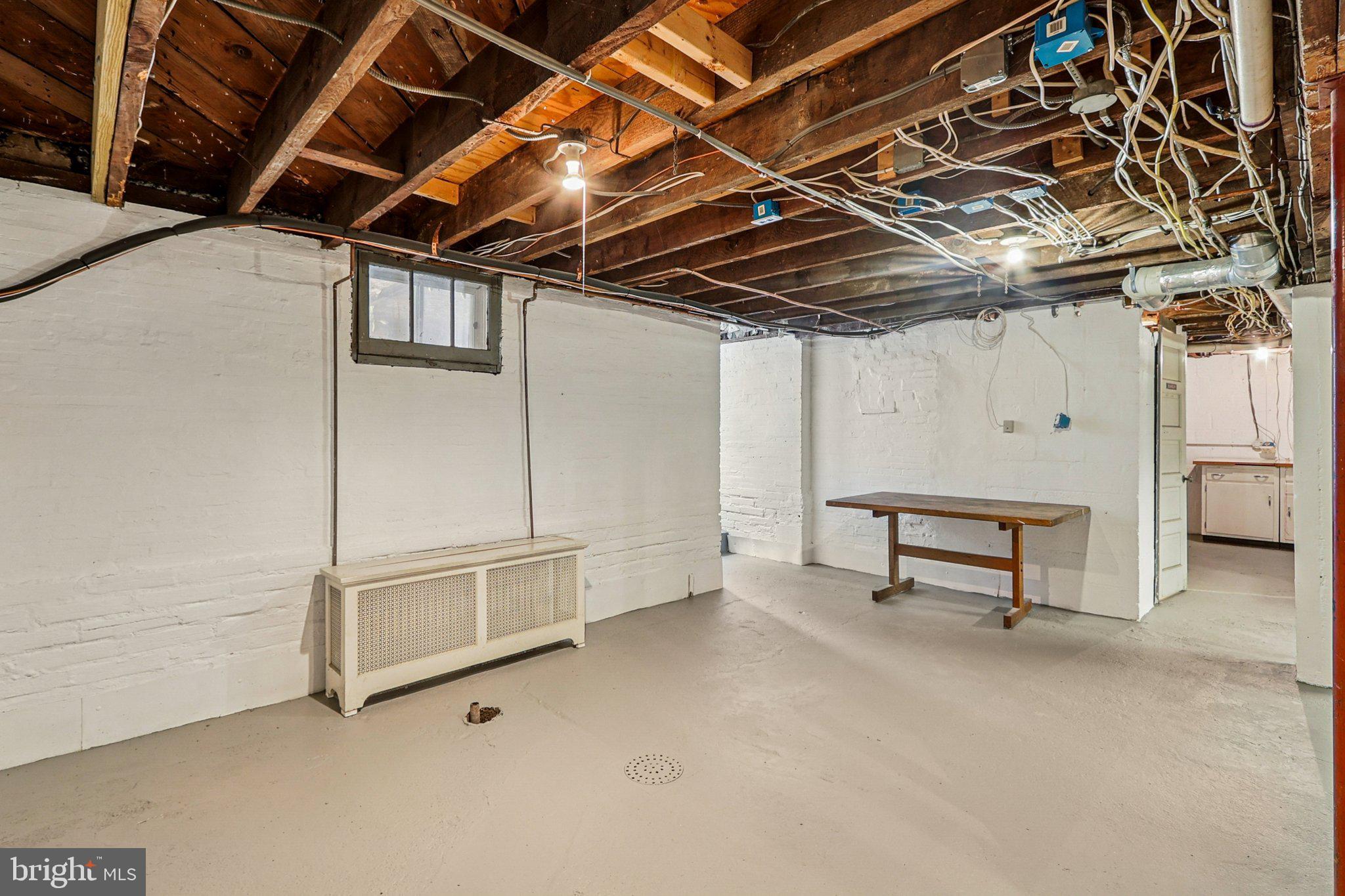 ARLINGTON RIDGE - Residential