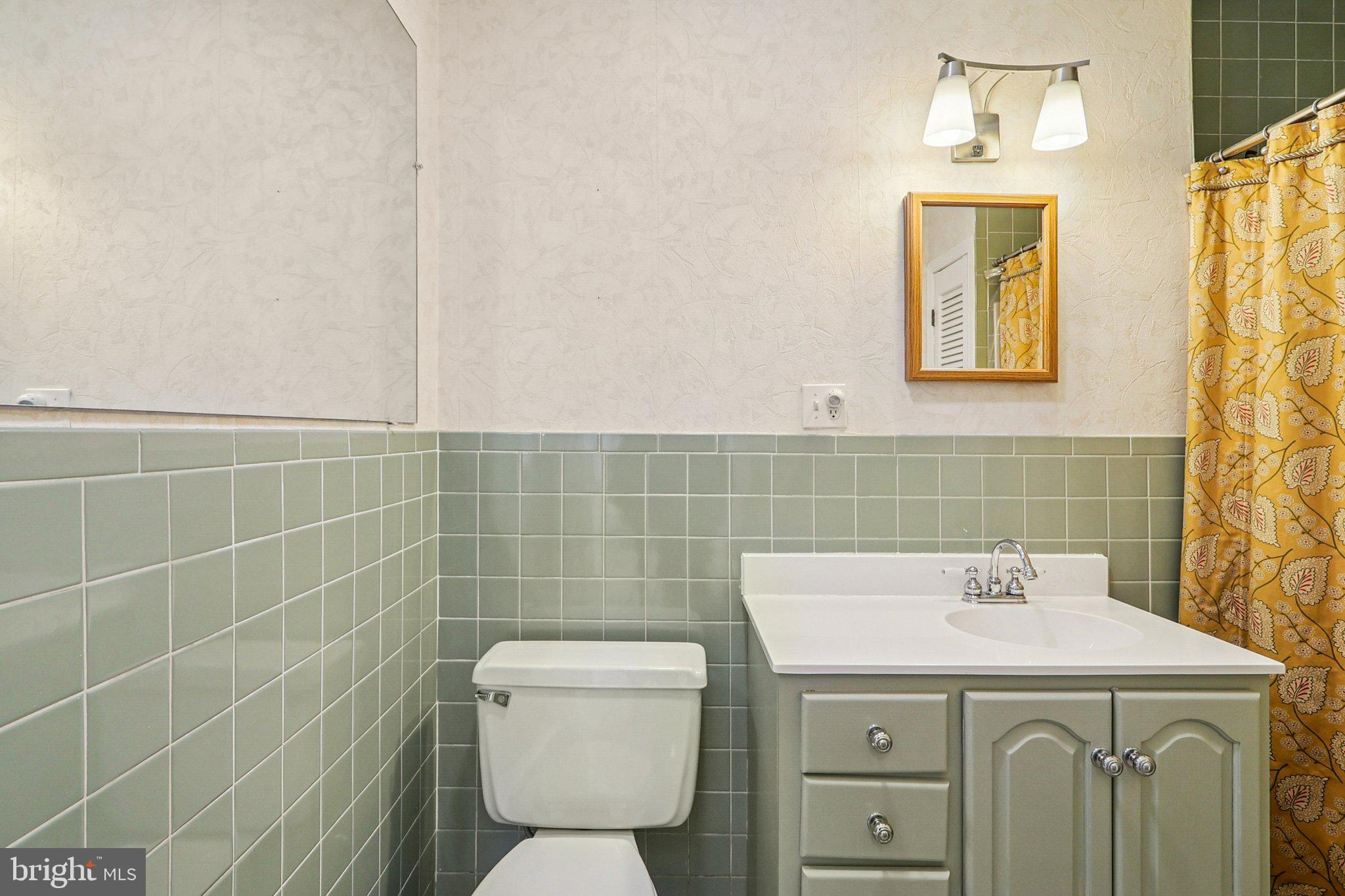 ARLINGTON RIDGE - Residential