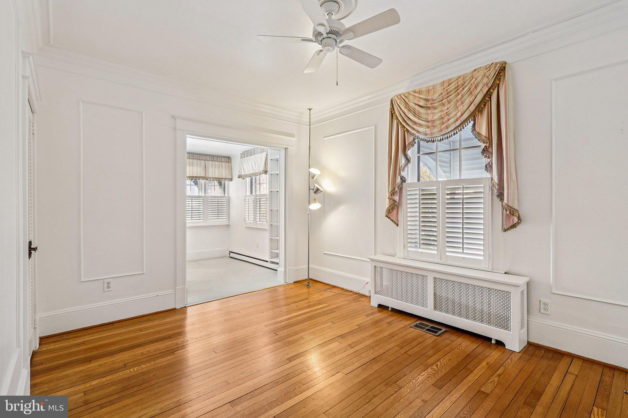 ARLINGTON RIDGE - Residential