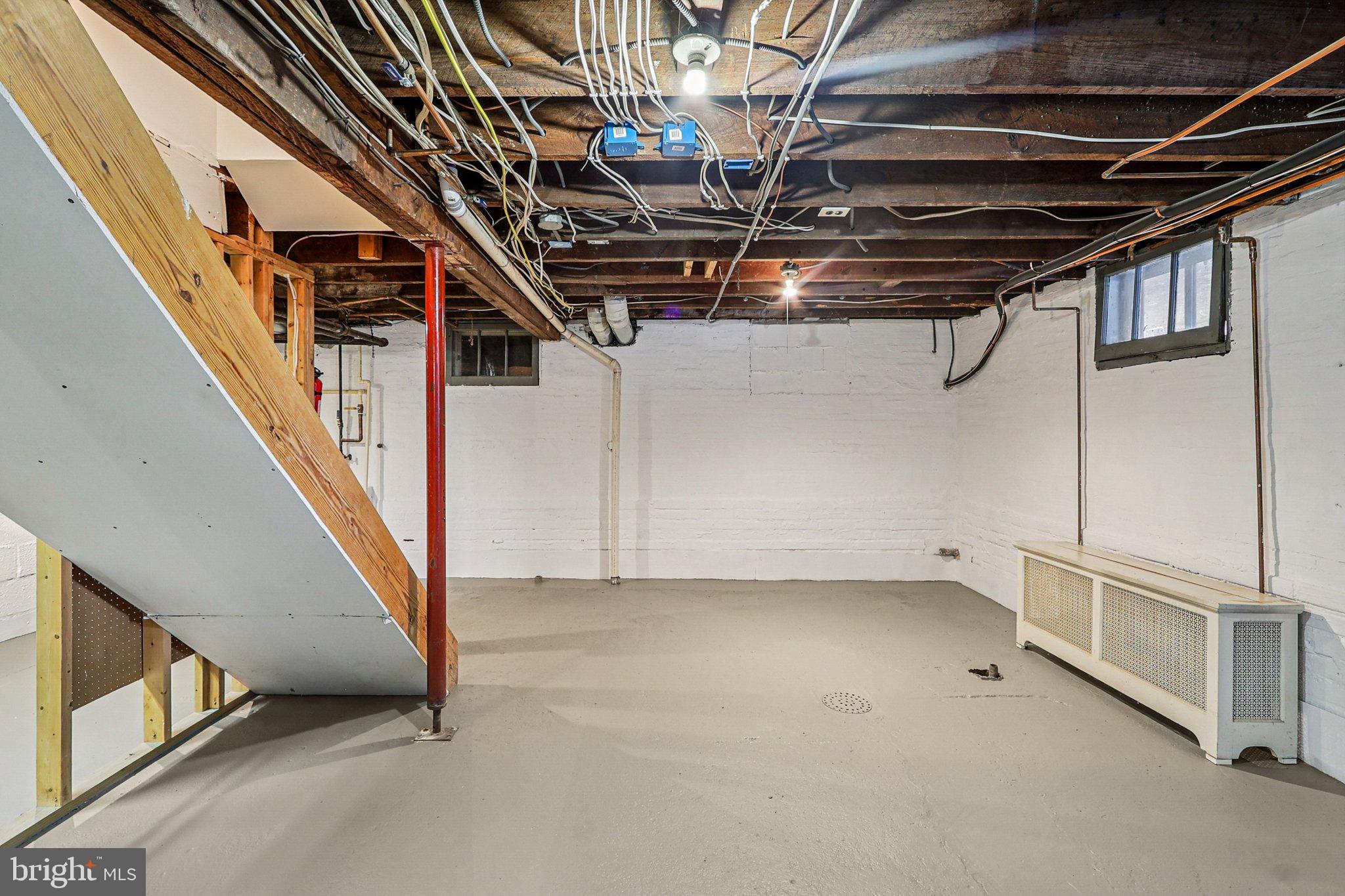 ARLINGTON RIDGE - Residential