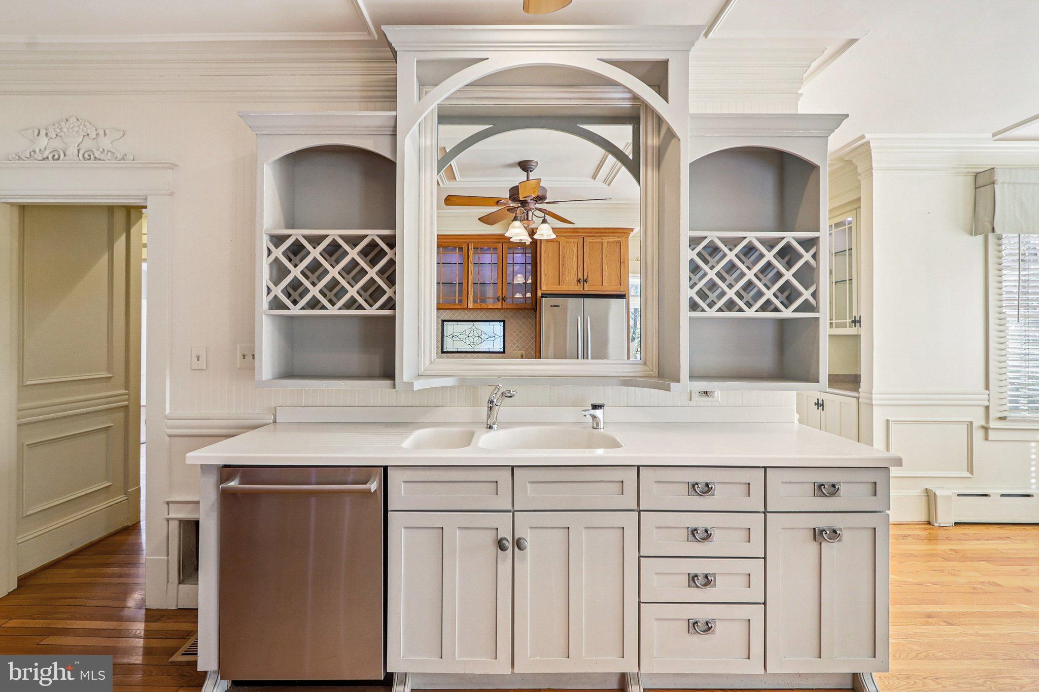 ARLINGTON RIDGE - Residential