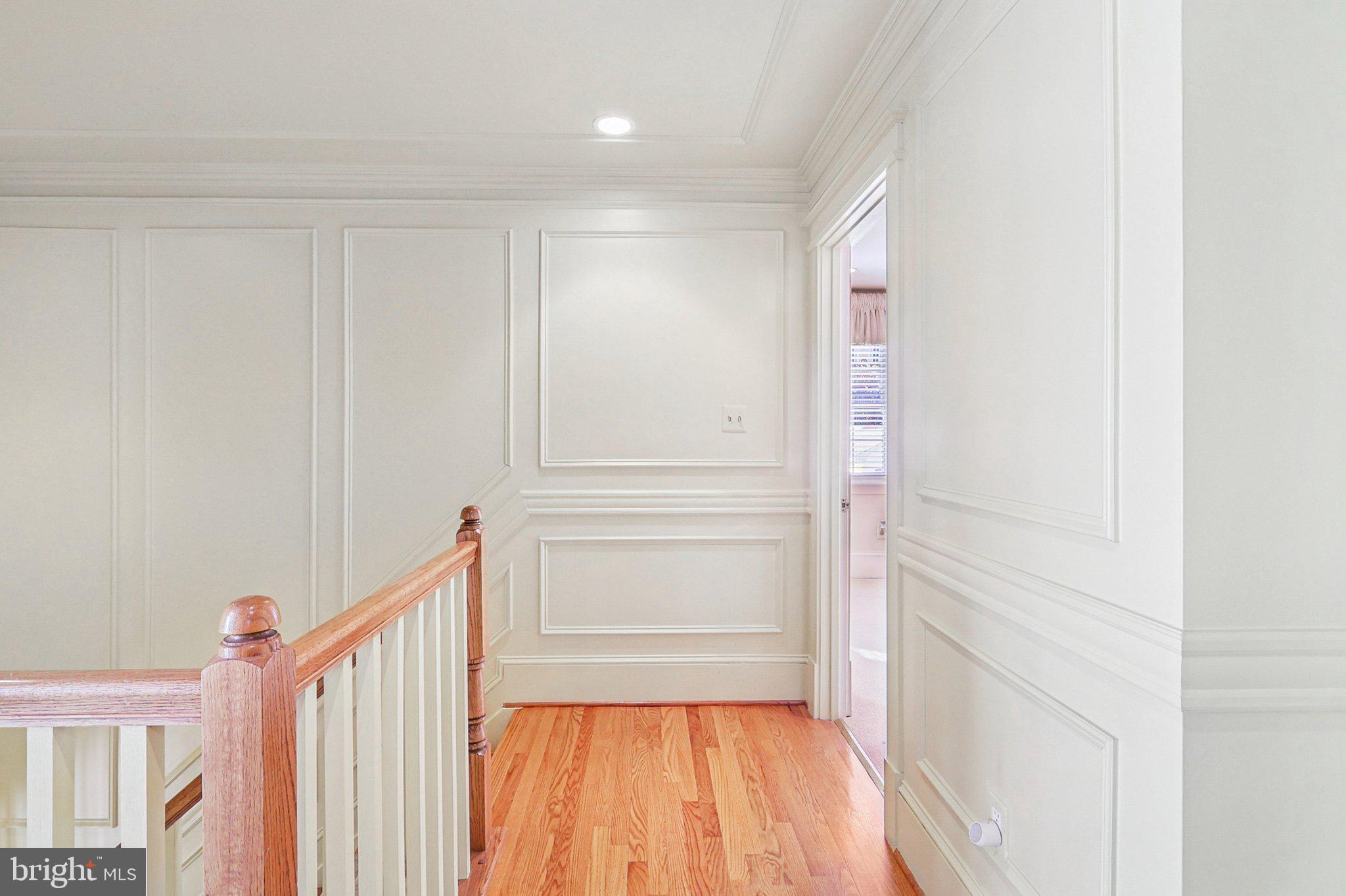 ARLINGTON RIDGE - Residential