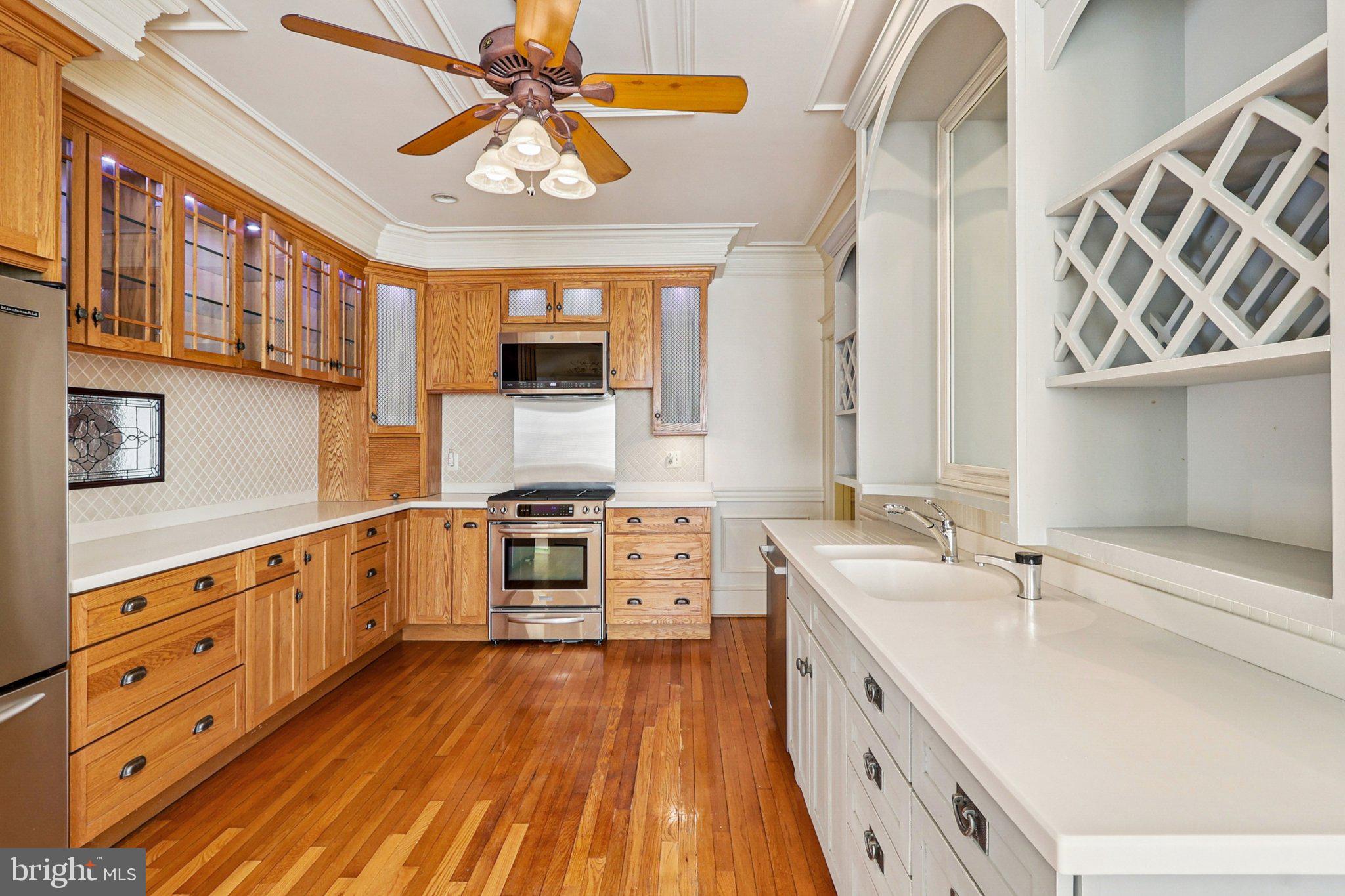 ARLINGTON RIDGE - Residential