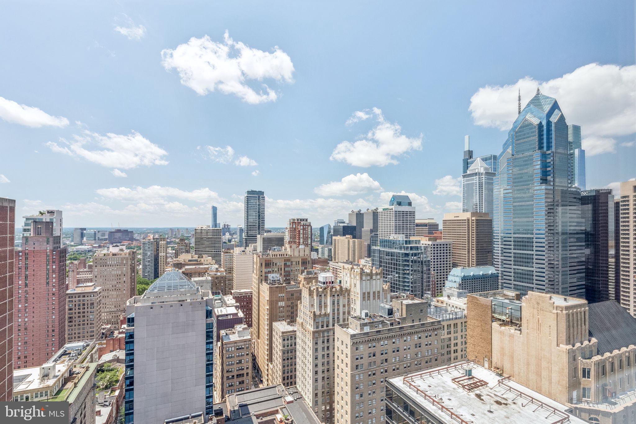 AVENUE OF THE ARTS - Residential