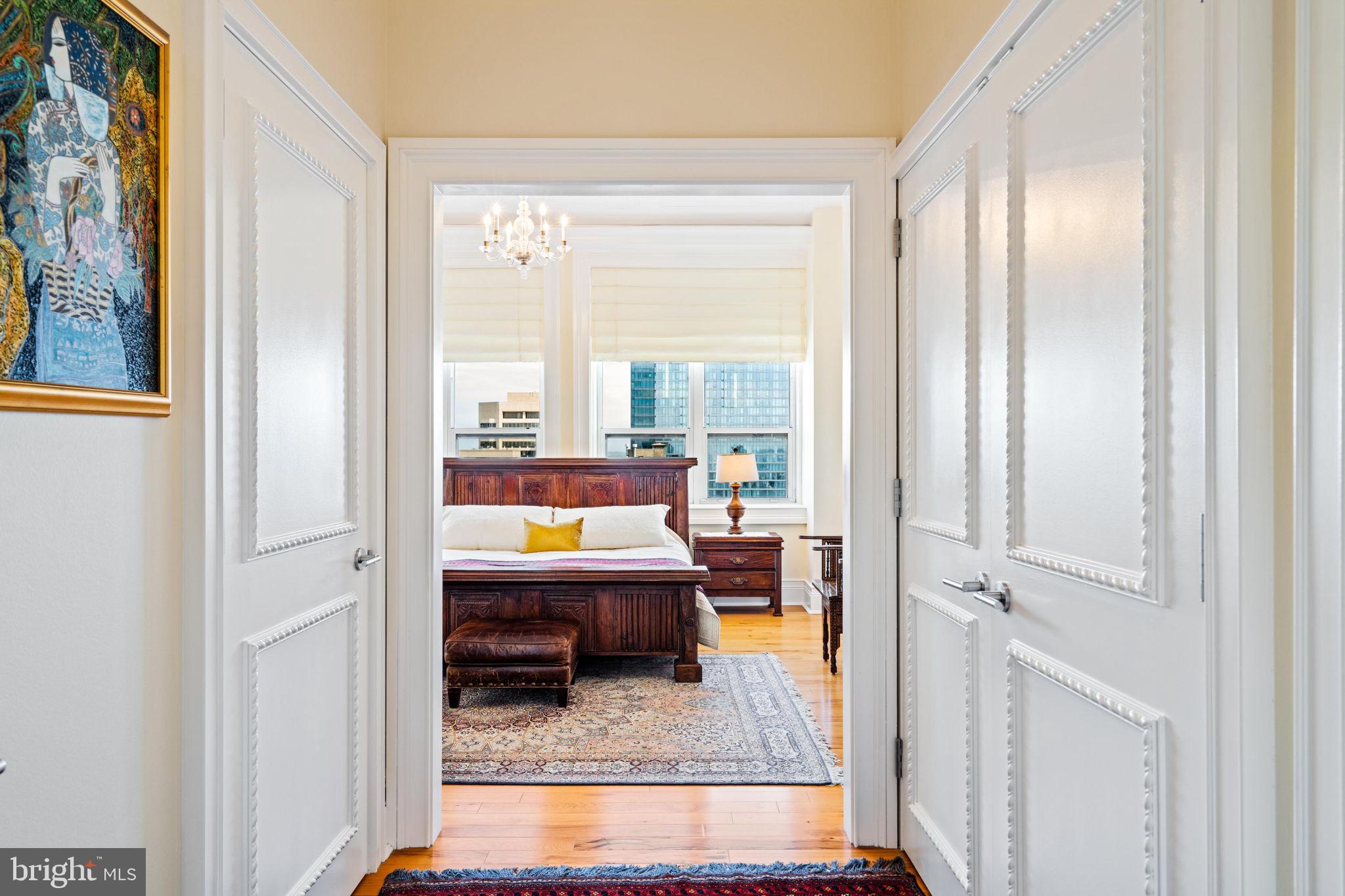 AVENUE OF THE ARTS - Residential