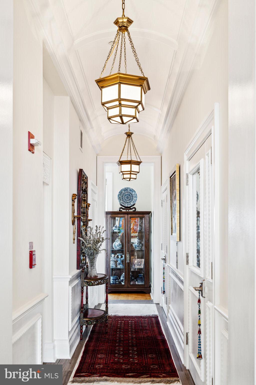 AVENUE OF THE ARTS - Residential