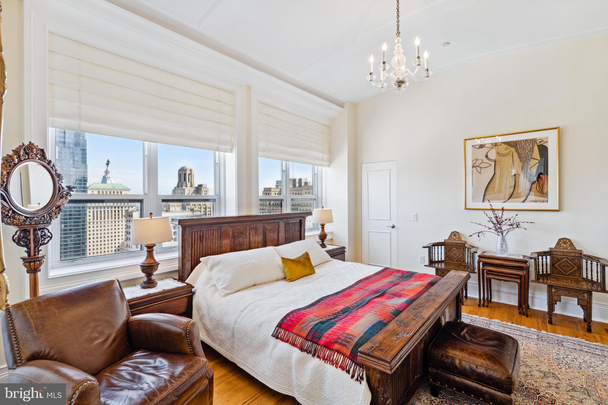 AVENUE OF THE ARTS - Residential