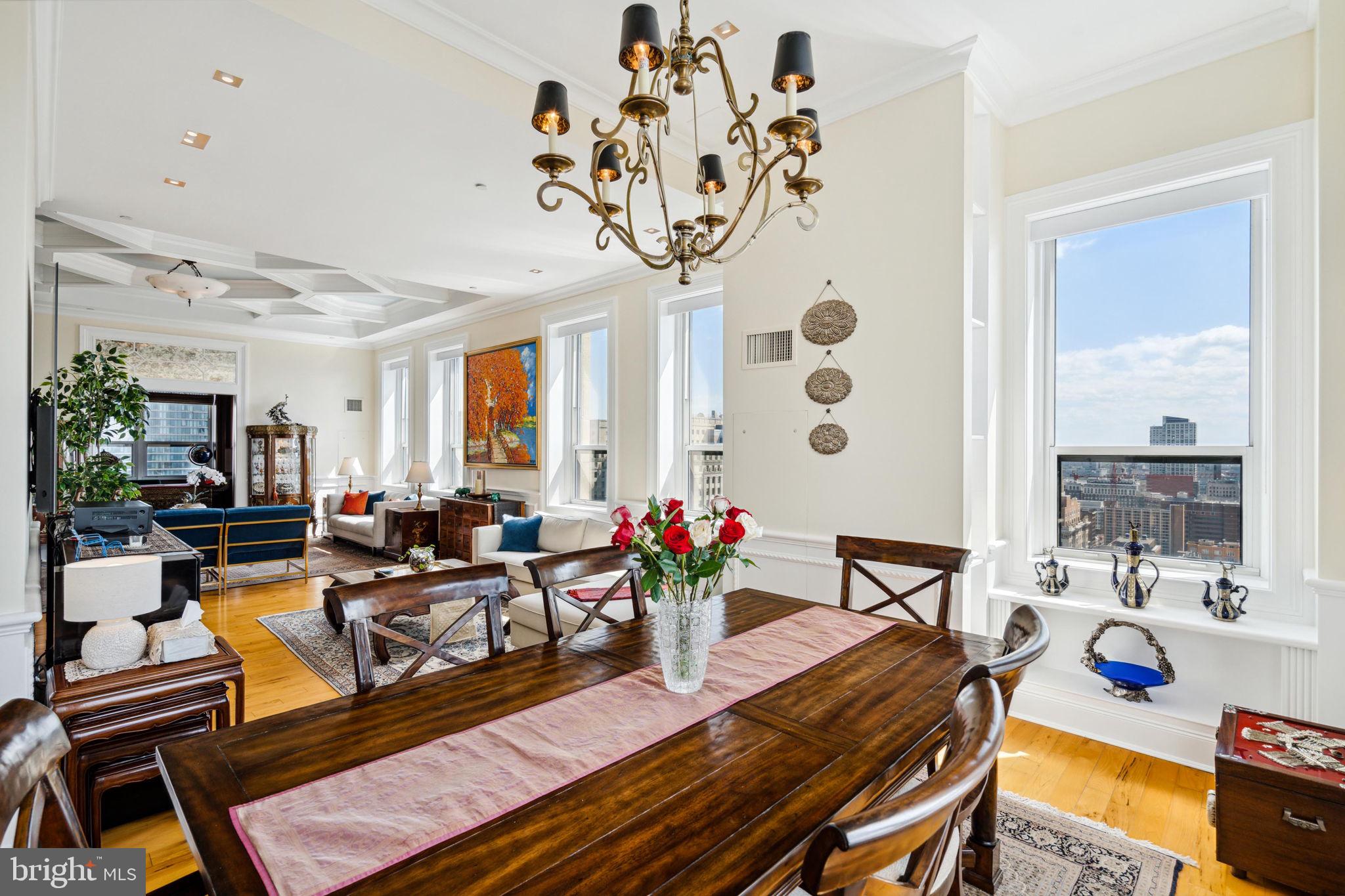 AVENUE OF THE ARTS - Residential