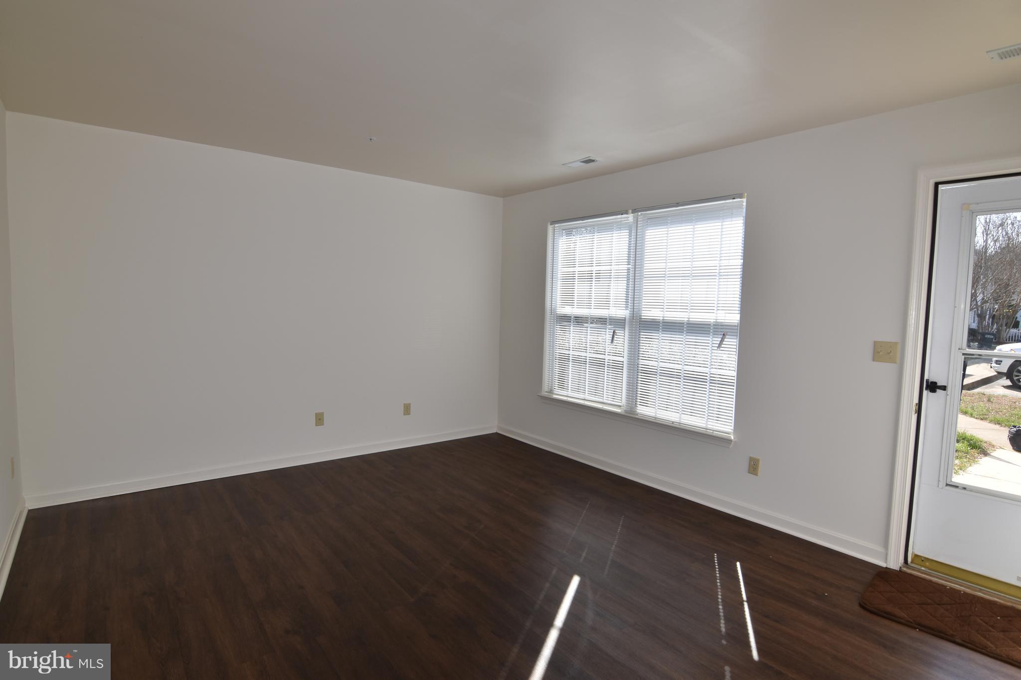 BAY RIDGE ESTATES - Residential Lease