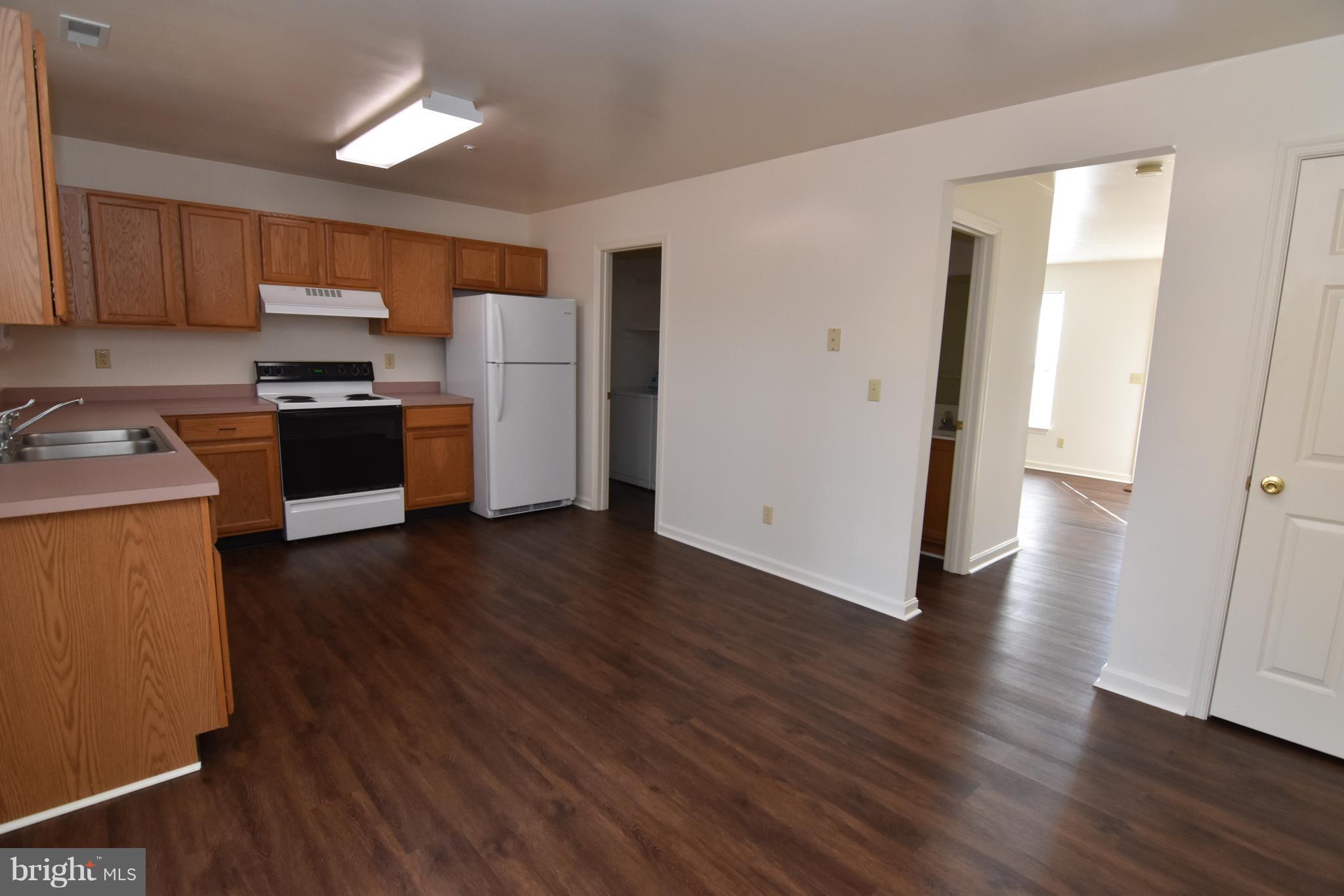 BAY RIDGE ESTATES - Residential Lease