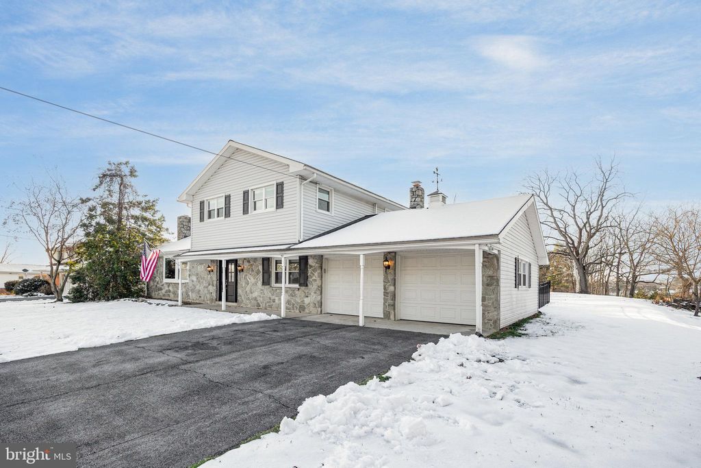 Photo of 1808 Westfield Road, HARRISBURG, PA 17112 (MLS # PADA2051924)