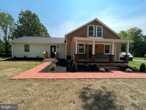 Homes For Sale - 6740 Sumerduck Road<br/> REMINGTON, VA 22734
