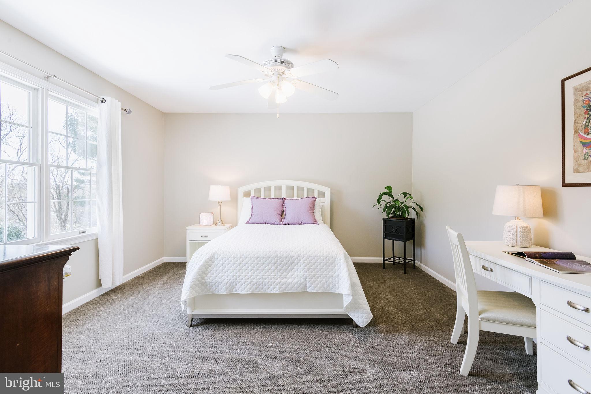 MOUNT BRADFORD FAR - Residential