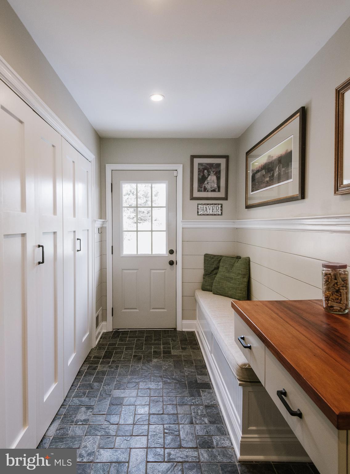 MOUNT BRADFORD FAR - Residential