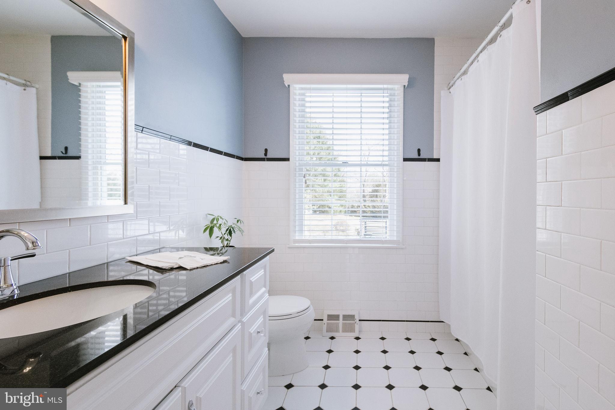 MOUNT BRADFORD FAR - Residential