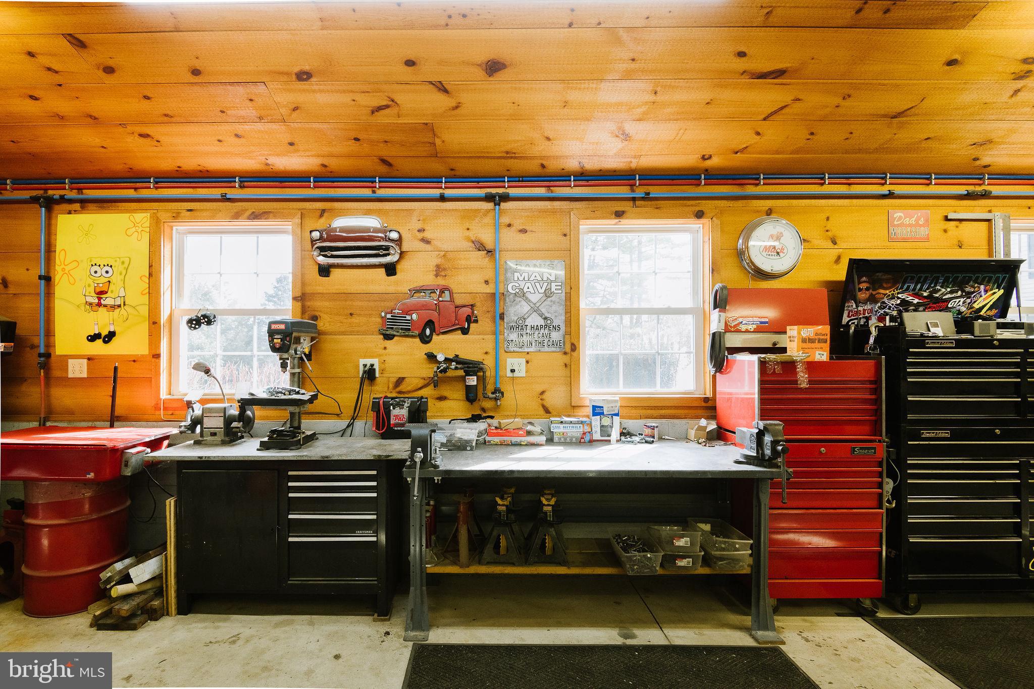 MOUNT BRADFORD FAR - Residential